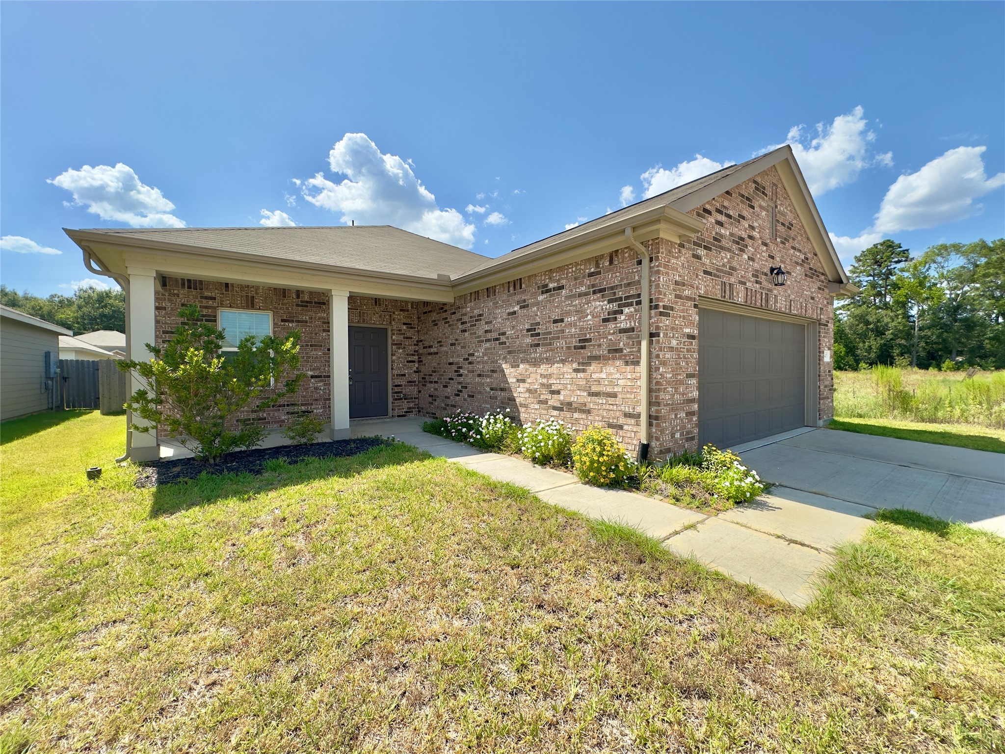 28407 Islington Drive Property Photo 1
