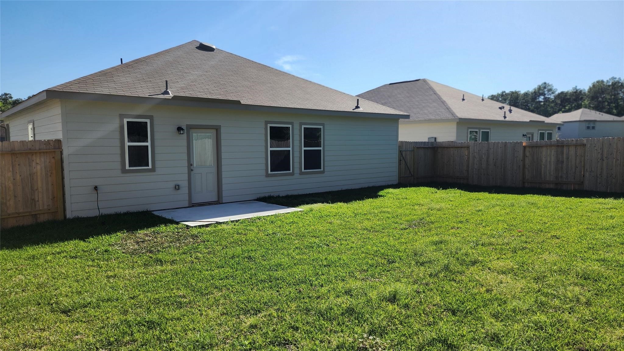 28407 Islington Drive Property Photo 12