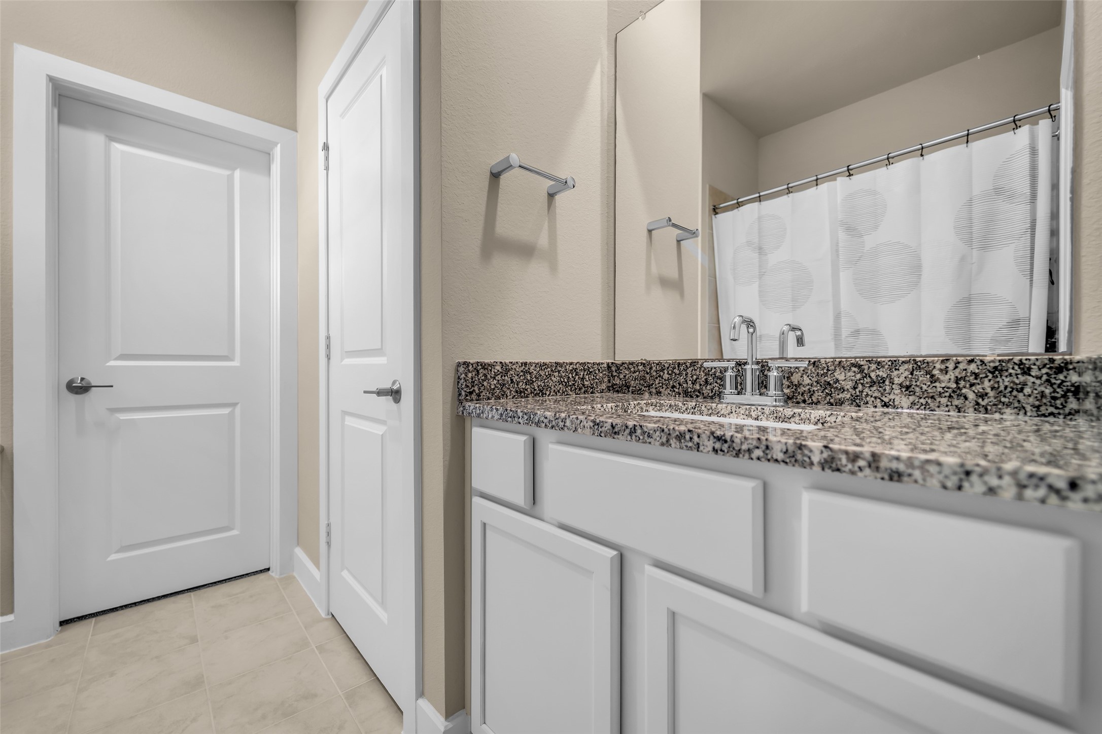 21102 Chelton Beach Drive Property Photo 29