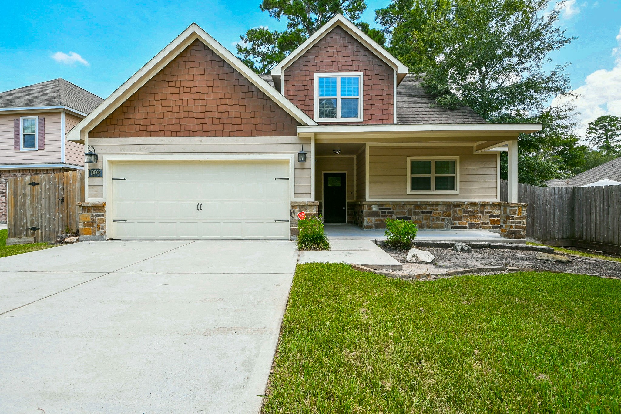 10506 Chateau Lane Property Photo 1