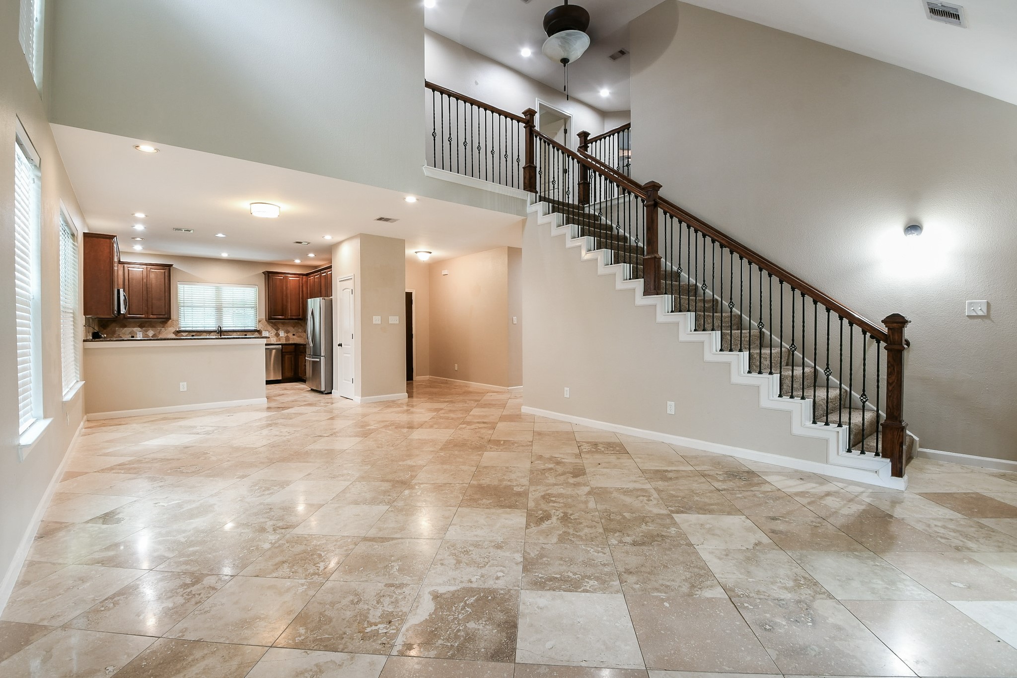 10506 Chateau Lane Property Photo 7