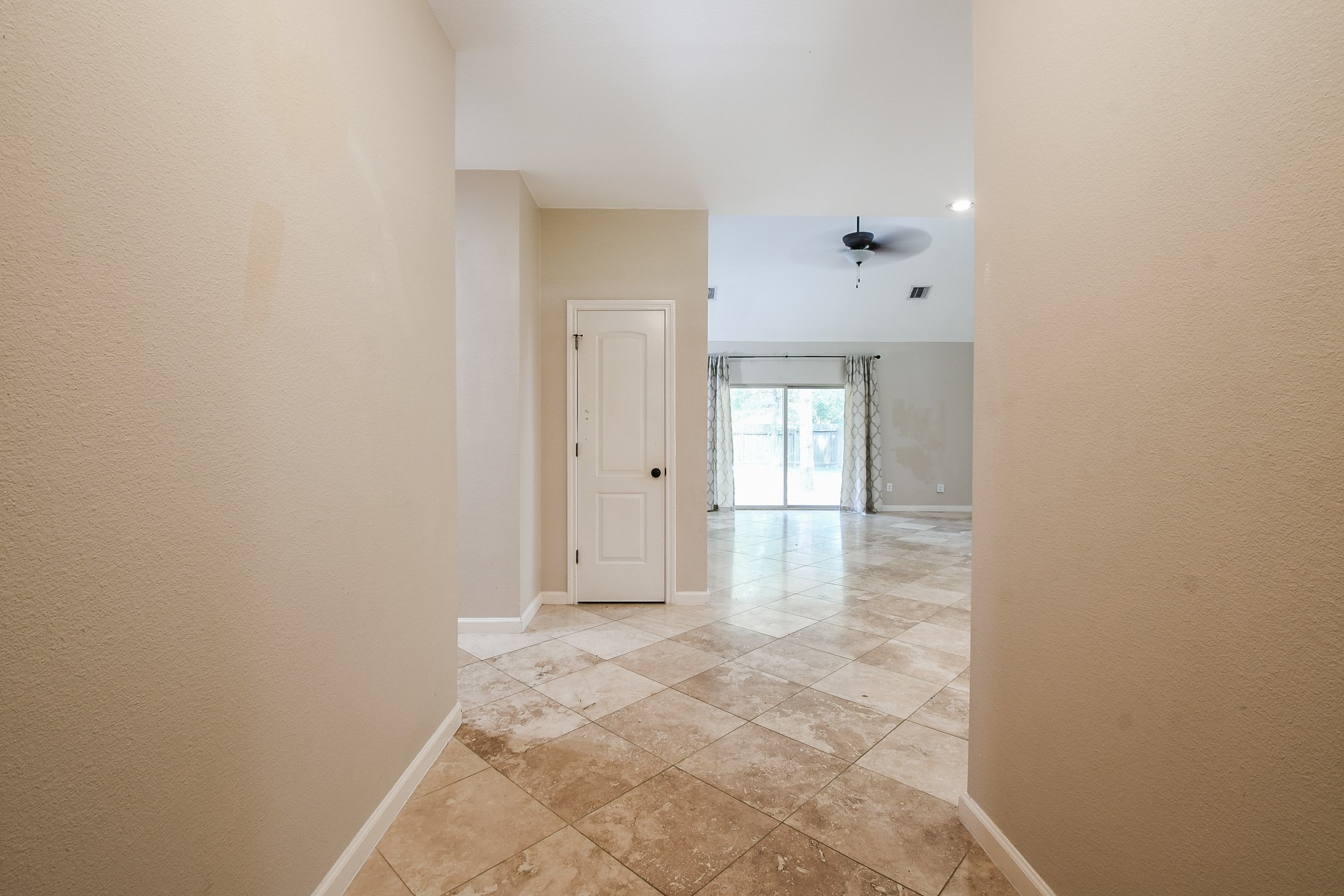 10506 Chateau Lane Property Photo 16