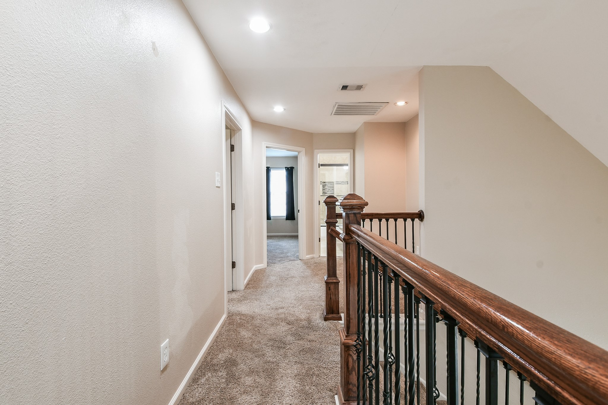 10506 Chateau Lane Property Photo 21