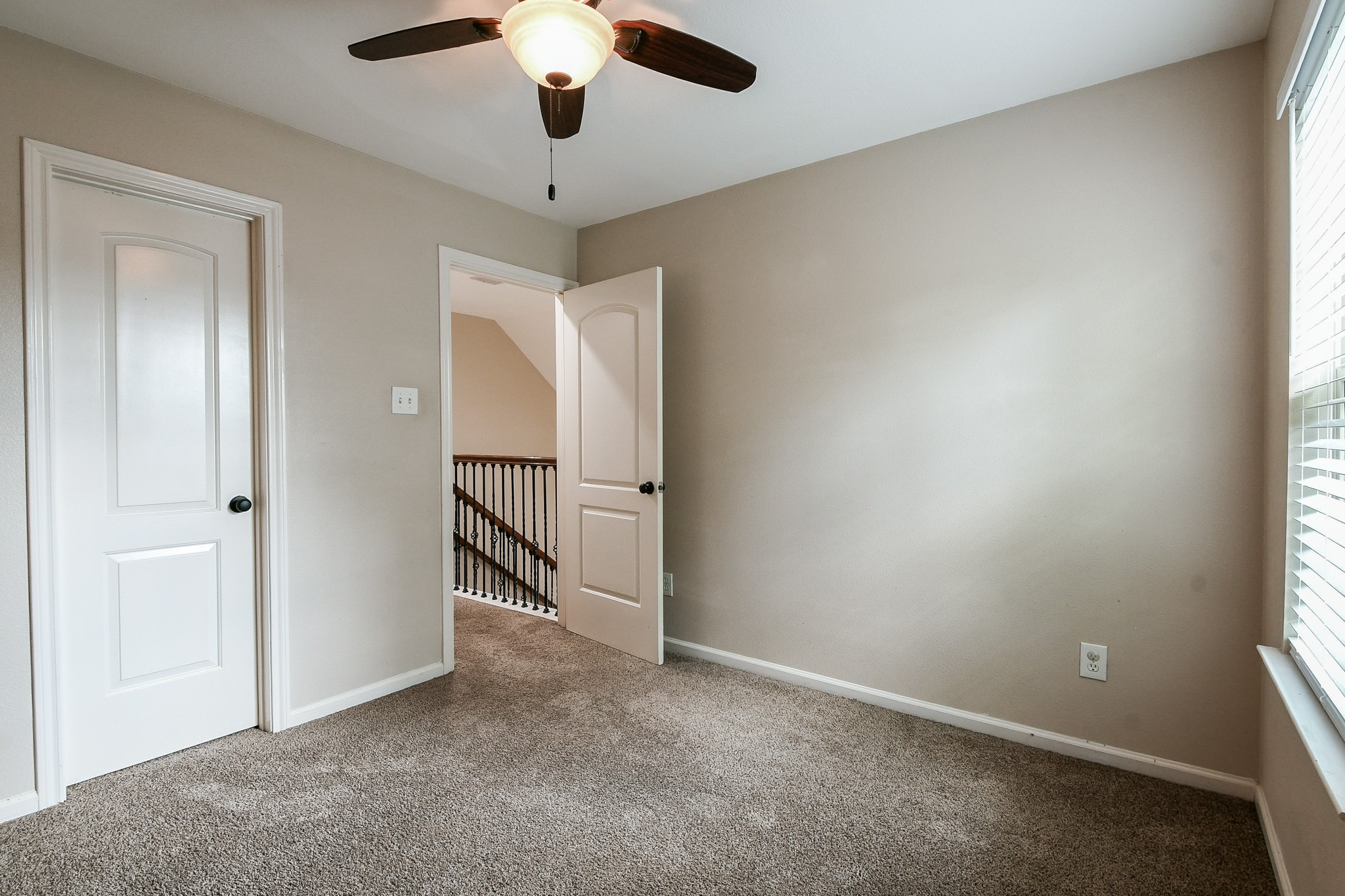 10506 Chateau Lane Property Photo 25