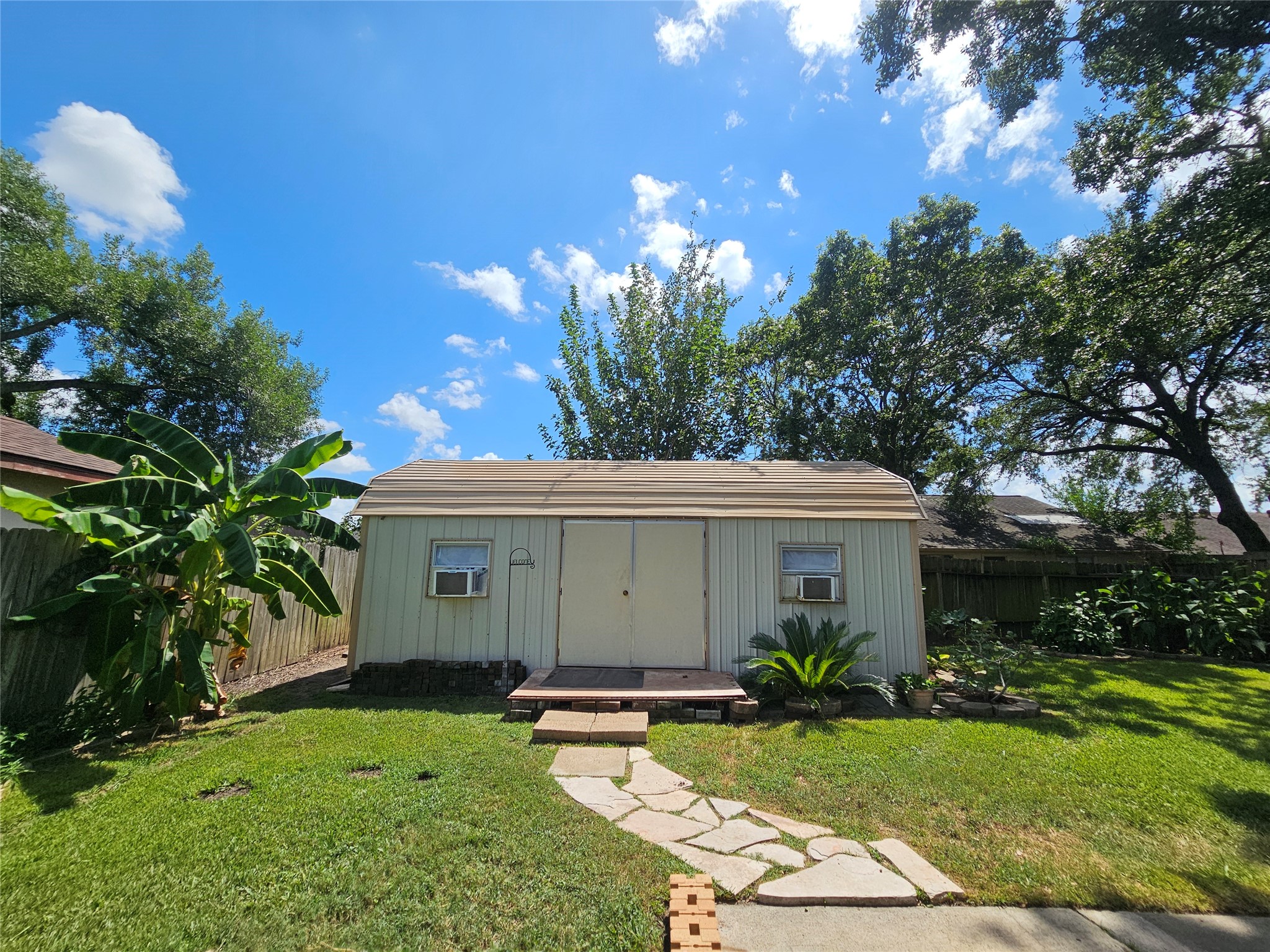 304 Cherry Court Property Photo 16