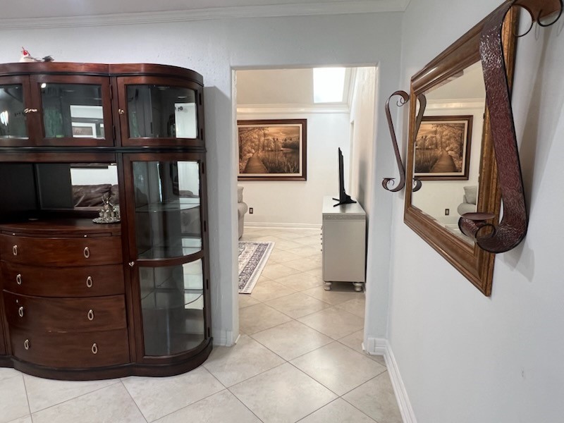 5 Deerfoot Court Property Photo 6