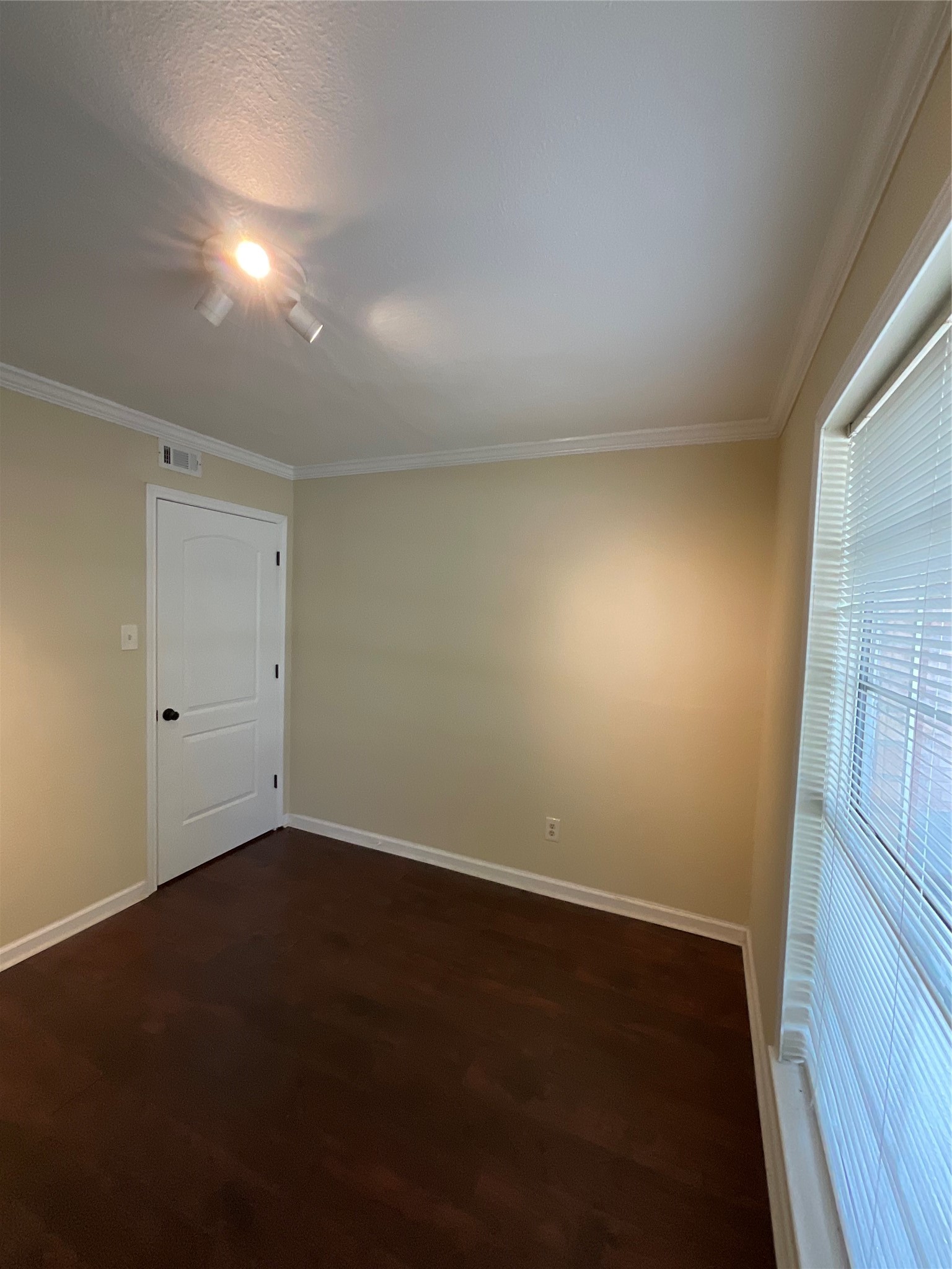 4006 Fitzwater Drive Property Photo 21