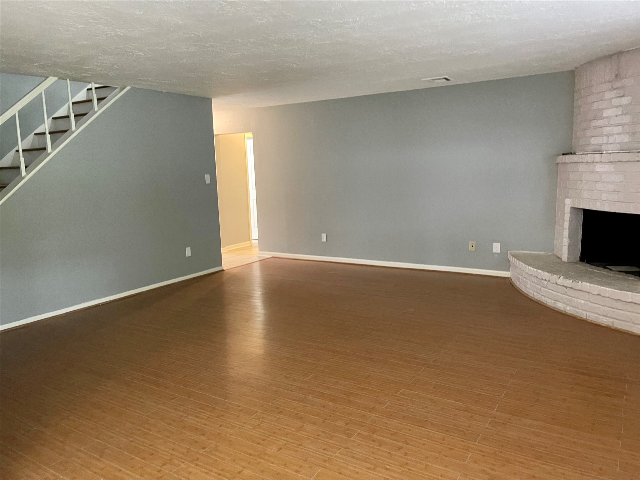 15803 Baytree Drive Property Photo 5