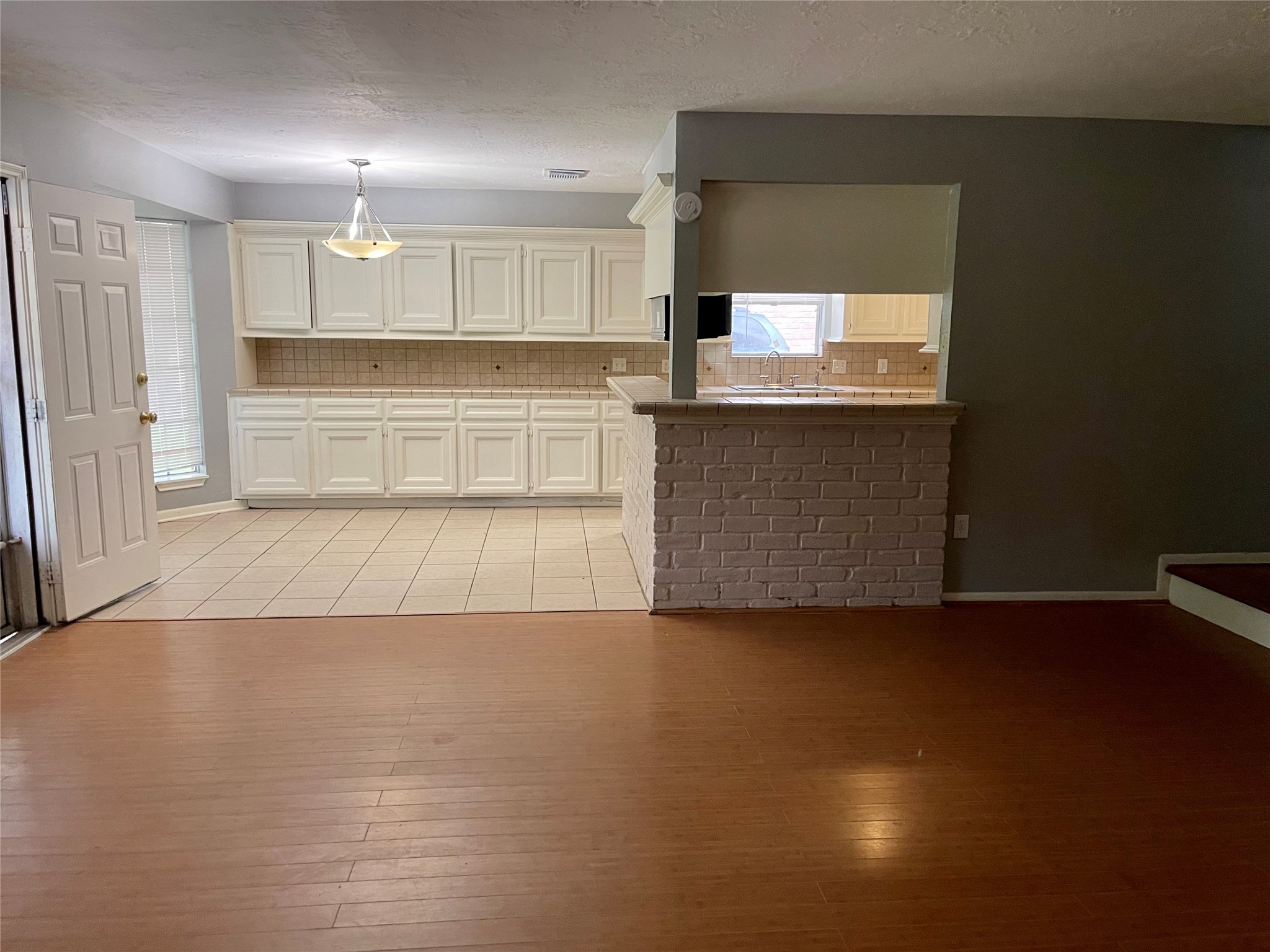 15803 Baytree Drive Property Photo 12