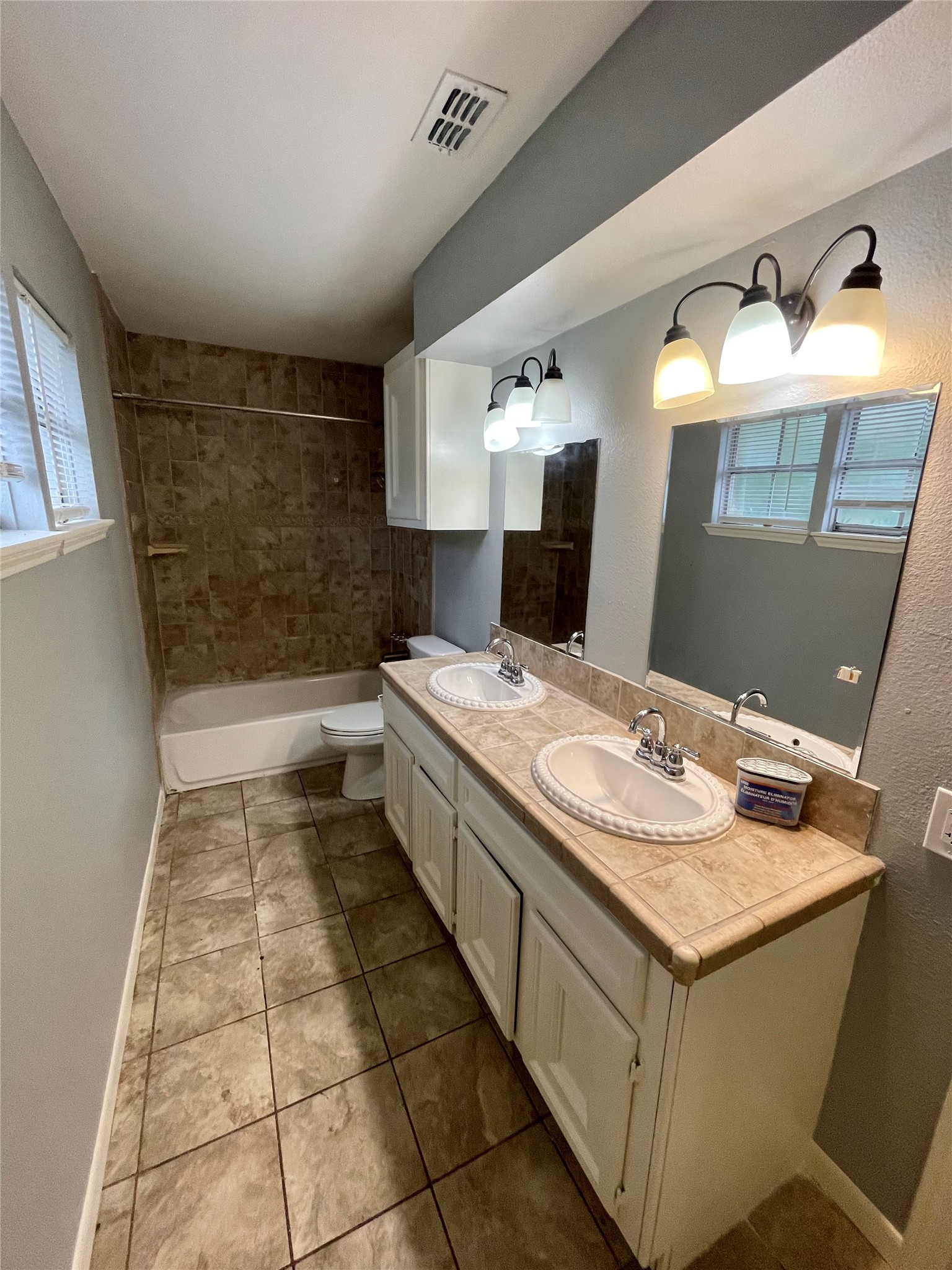 15803 Baytree Drive Property Photo 20