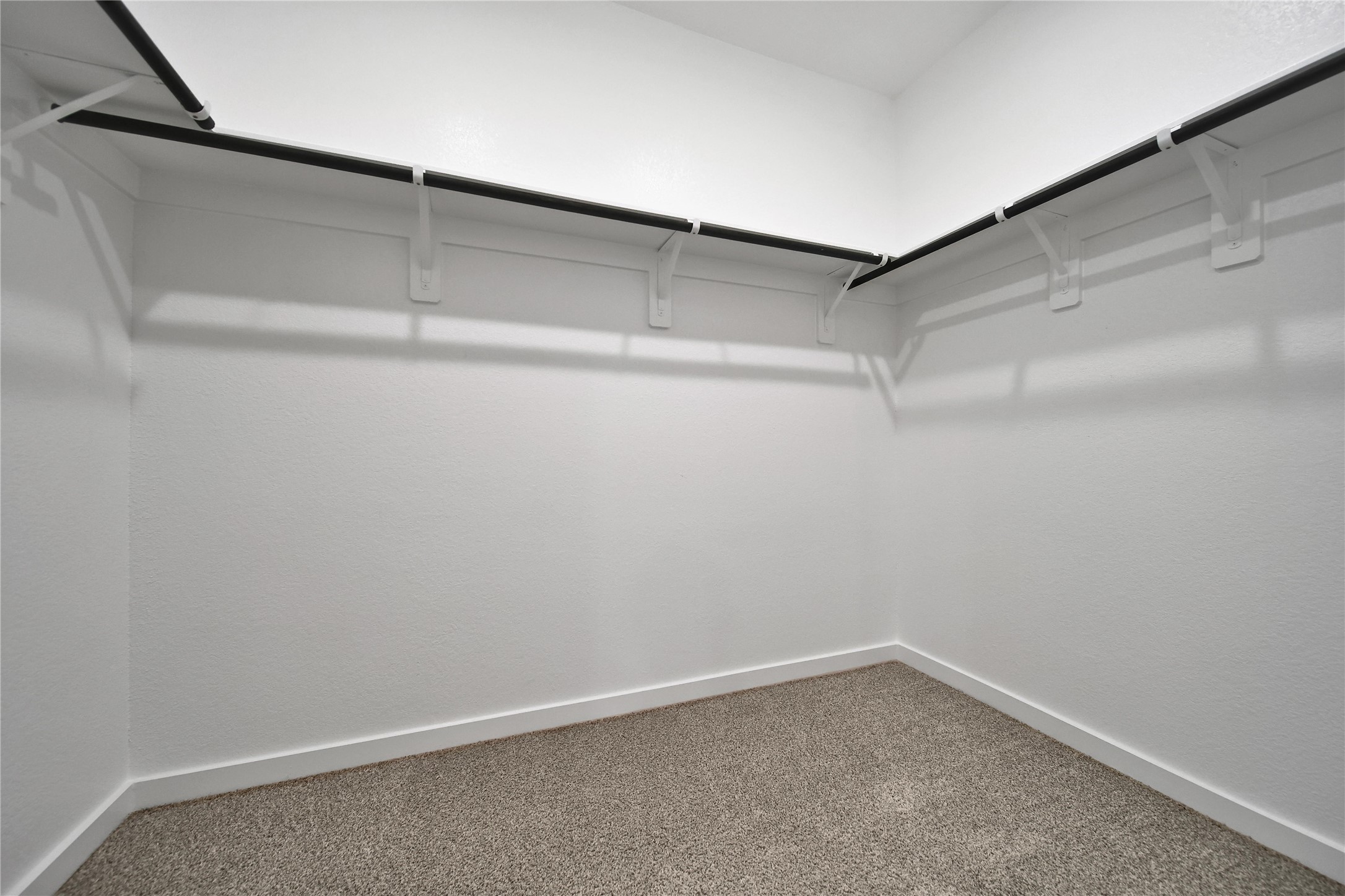 6609 Lahna Oak Drive Property Photo 18
