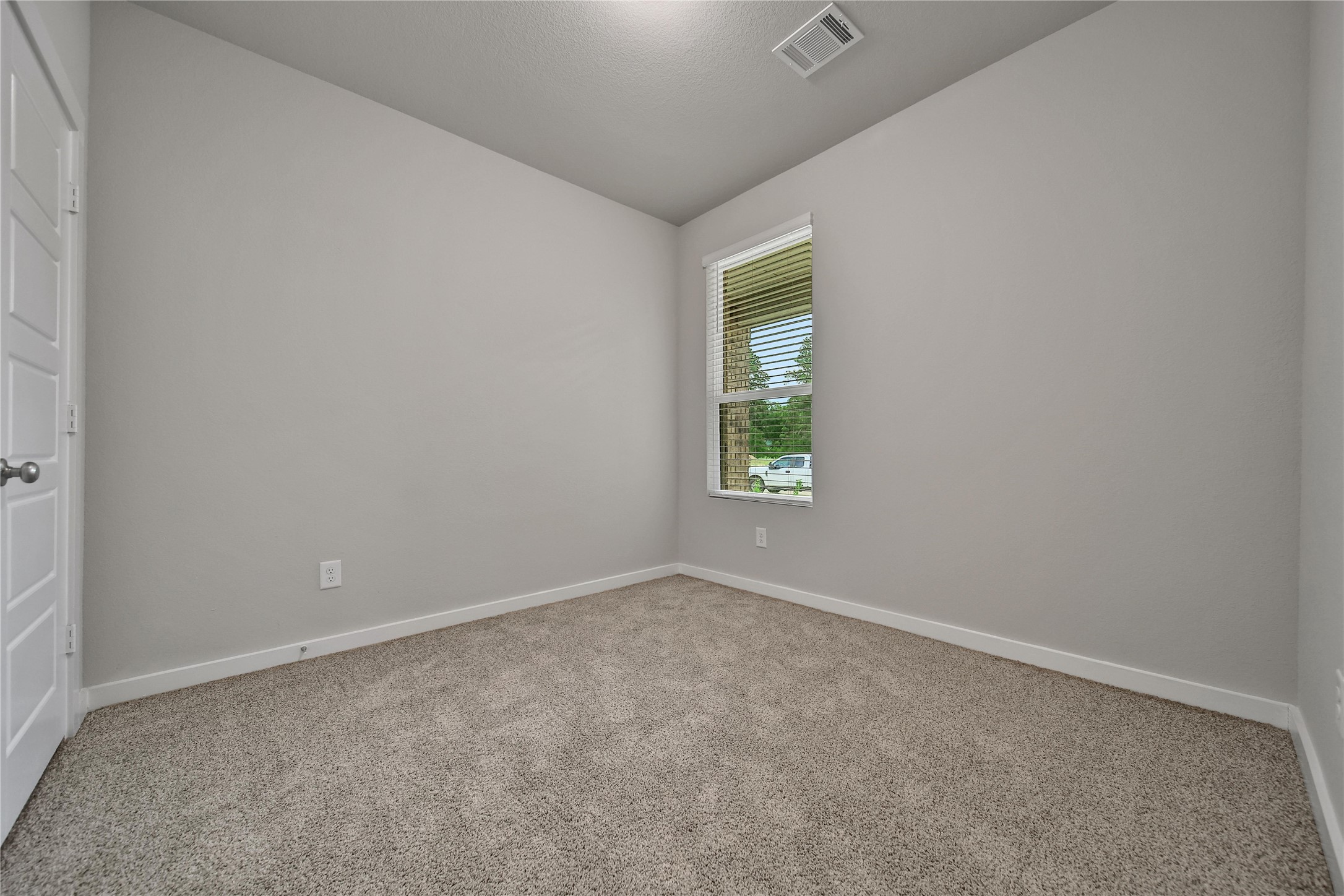 6609 Lahna Oak Drive Property Photo 22