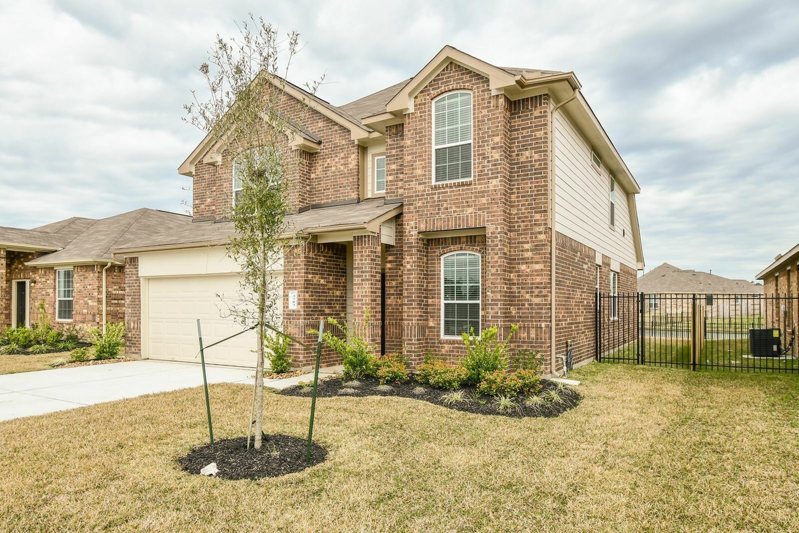 3783 Lake Bend Shore Drive Property Photo 1