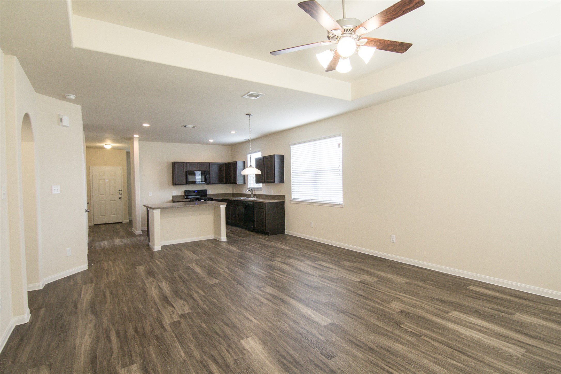 3783 Lake Bend Shore Drive Property Photo 6