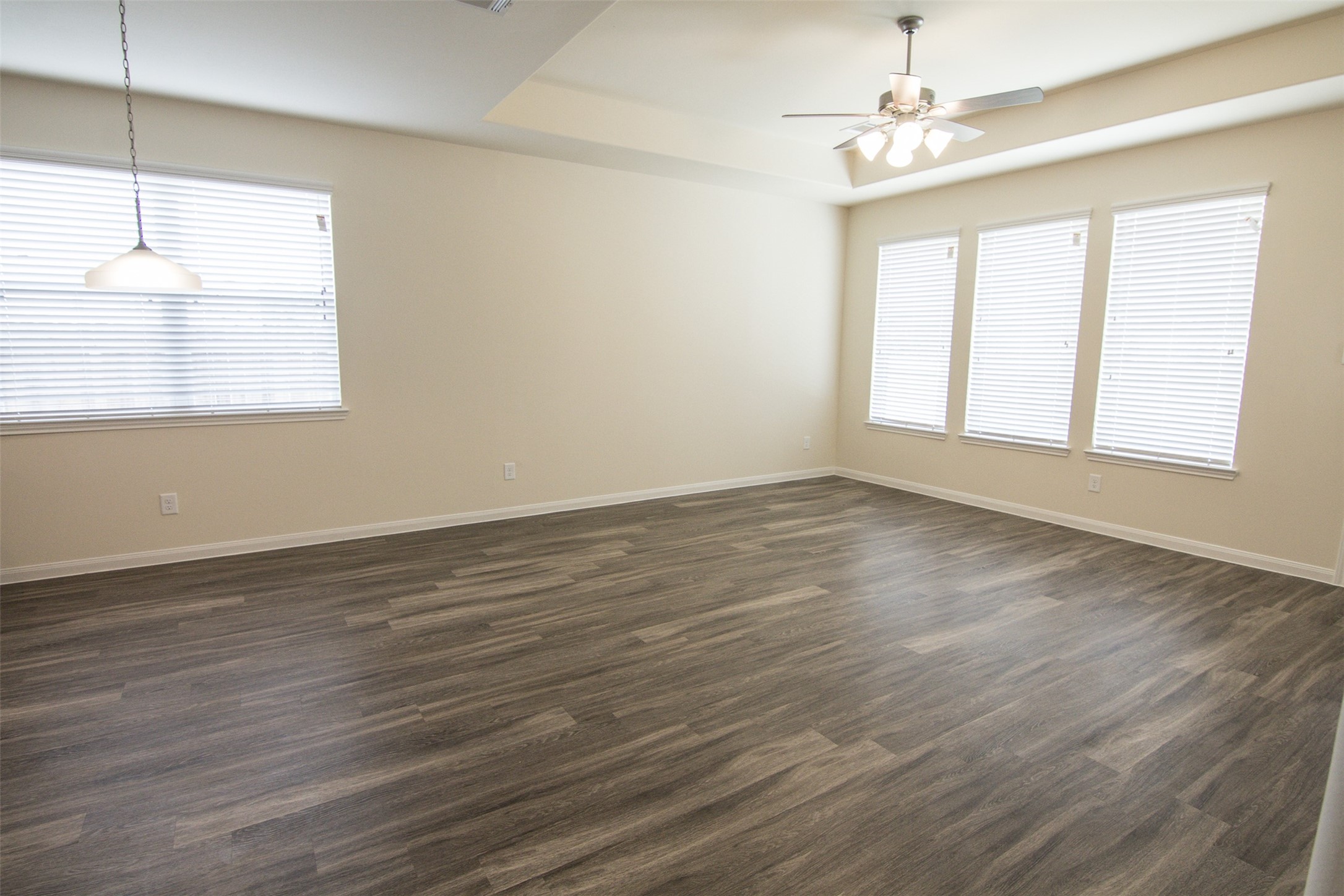 3783 Lake Bend Shore Drive Property Photo 7