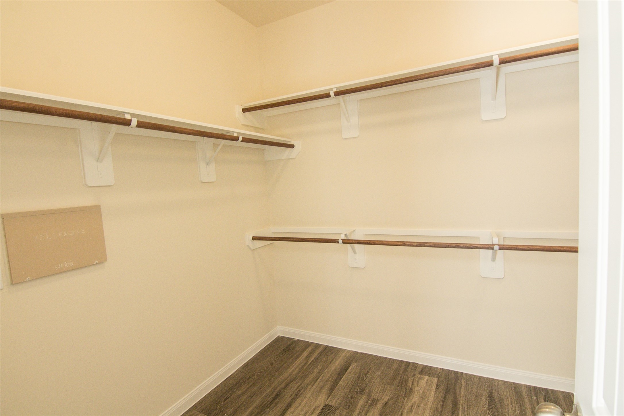 3783 Lake Bend Shore Drive Property Photo 9