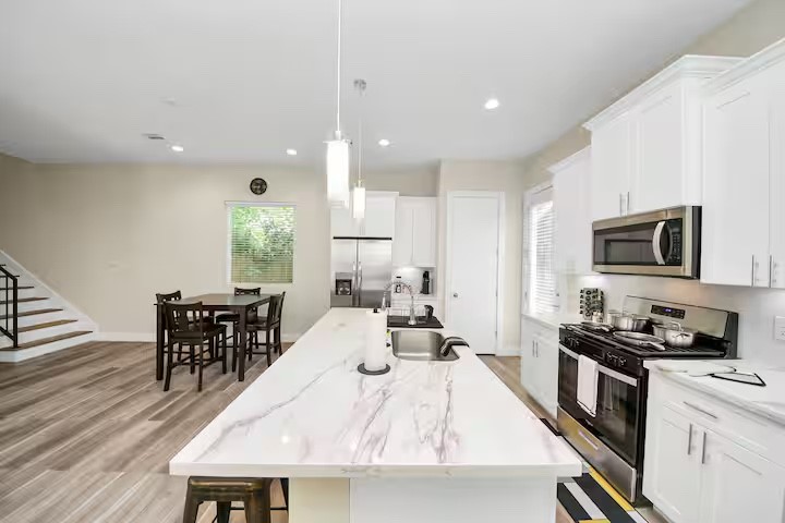 5935 Beall Street D Property Photo 11