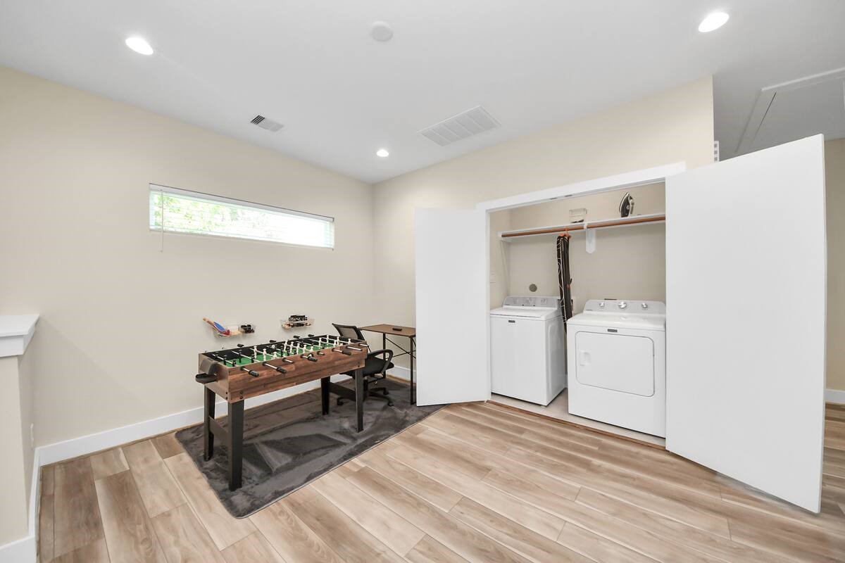 5935 Beall Street D Property Photo 23