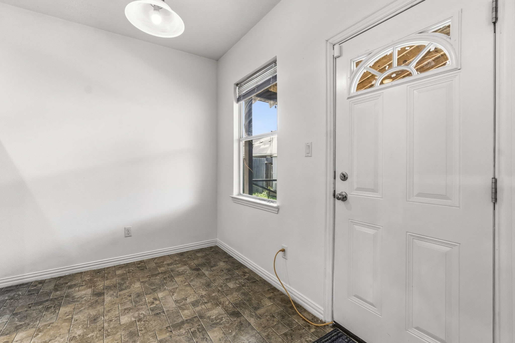 8203 Loetsch Ridge Way Property Photo 10