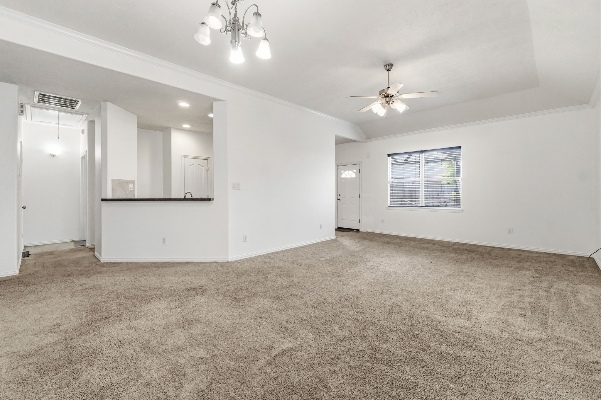 8203 Loetsch Ridge Way Property Photo 11