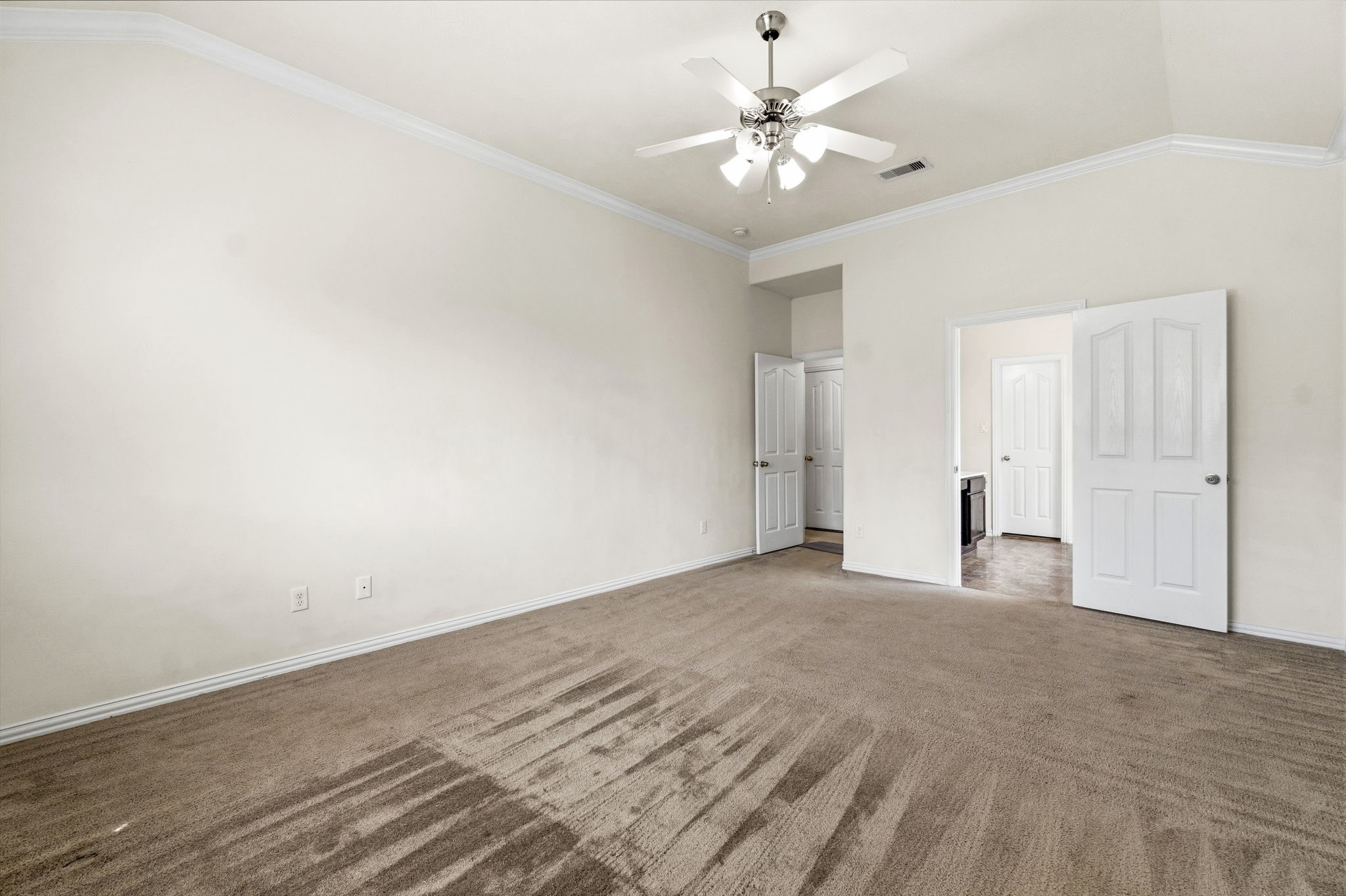 8203 Loetsch Ridge Way Property Photo 15