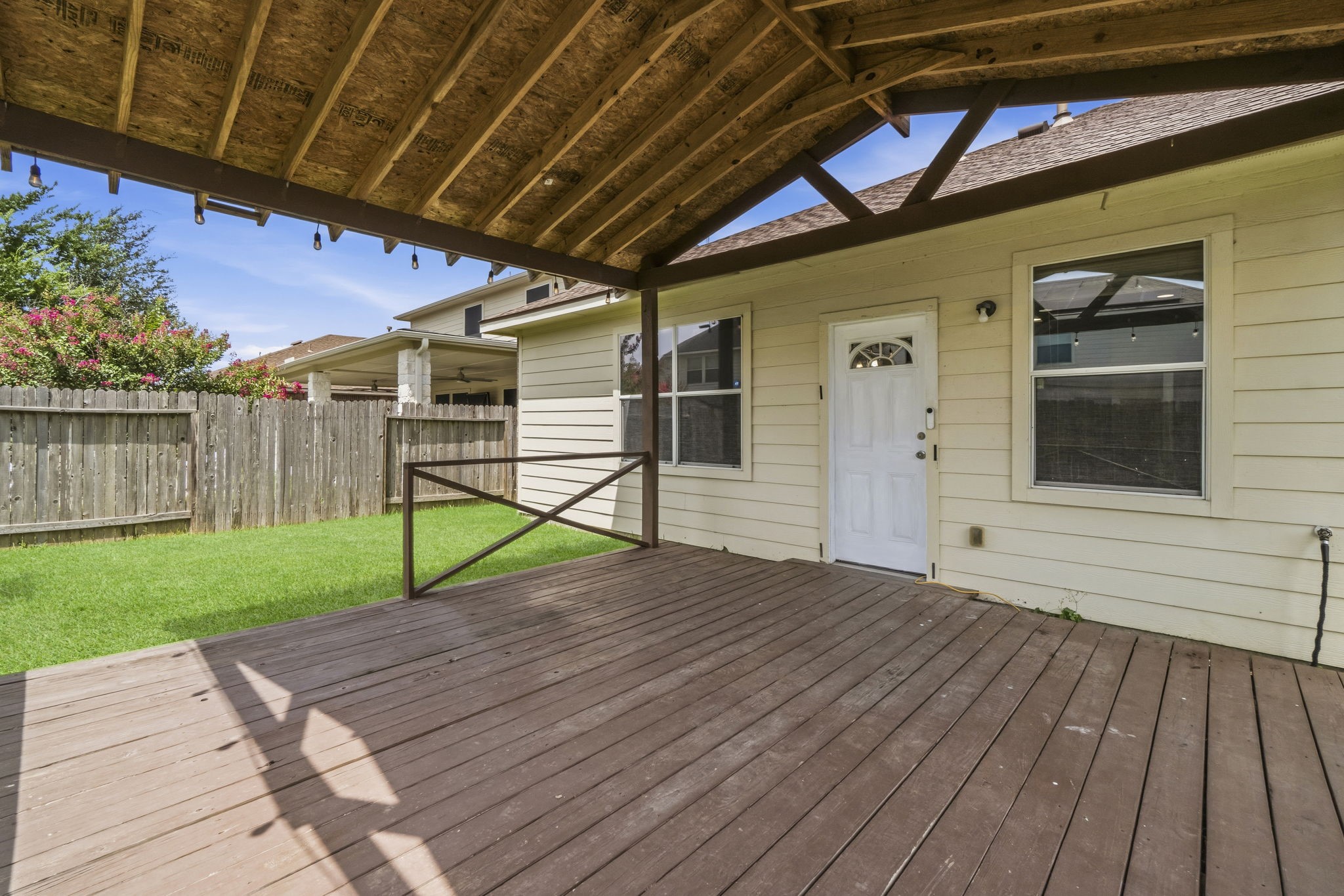 8203 Loetsch Ridge Way Property Photo 28
