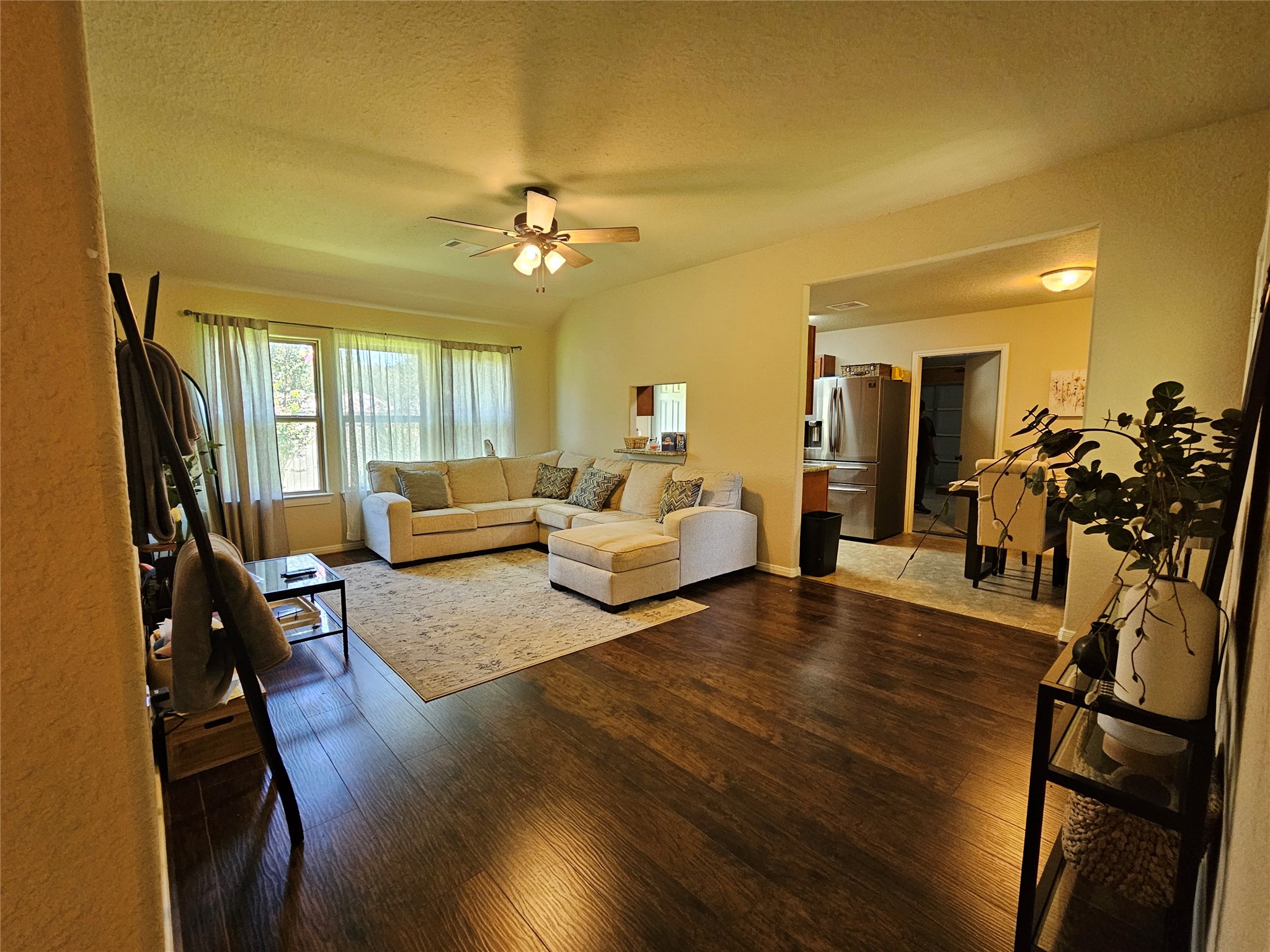 10761 Royal Terrell Drive Property Photo 6