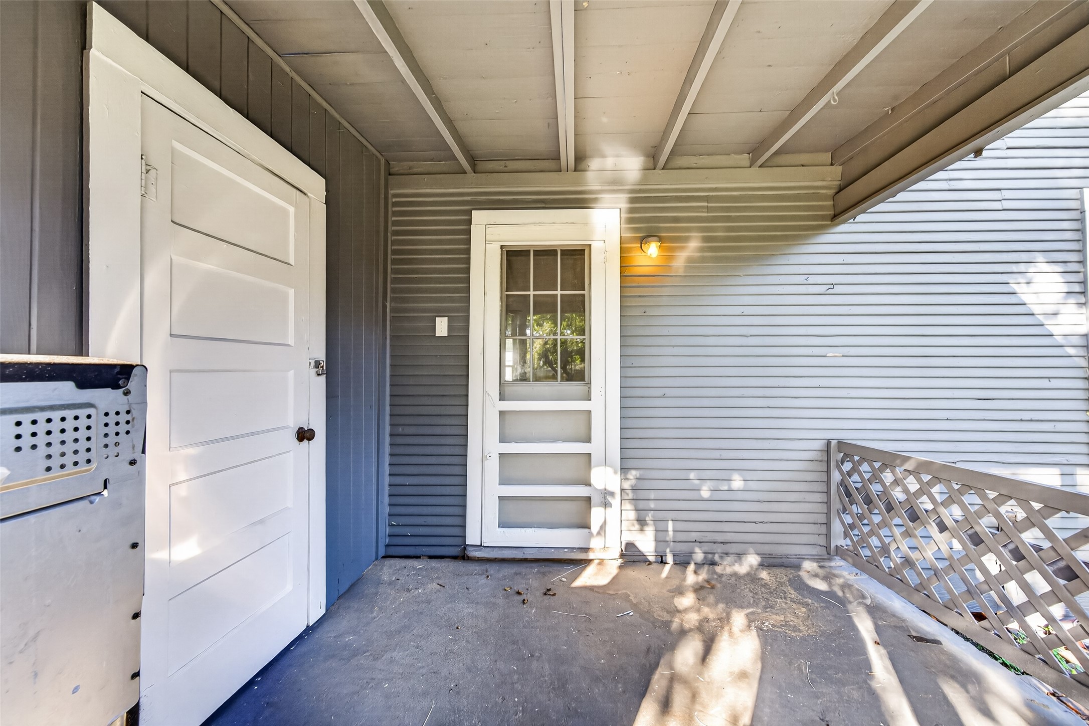 503 N Orange Street Property Photo 13