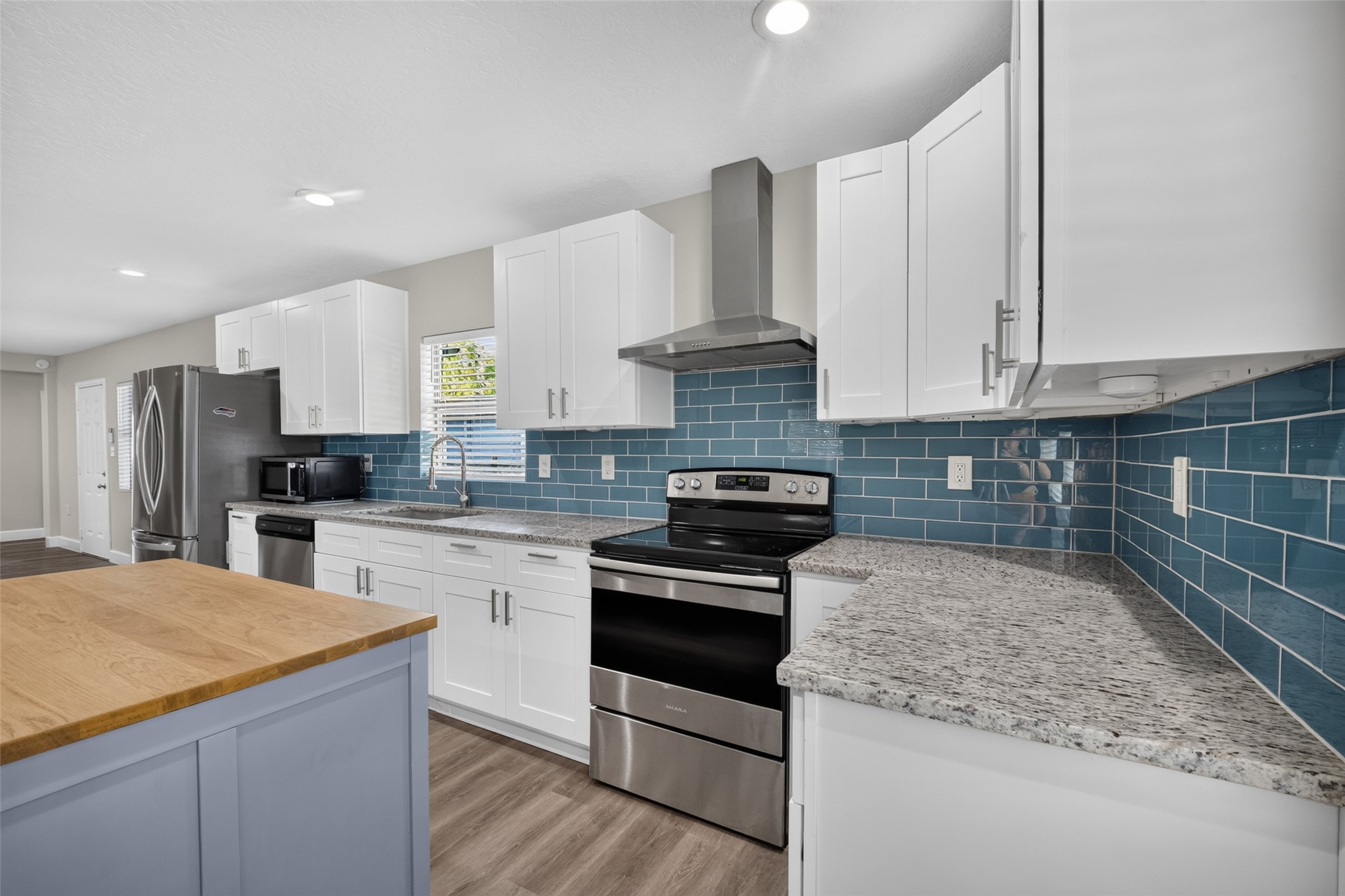 5217 Pomander Road Property Photo 4