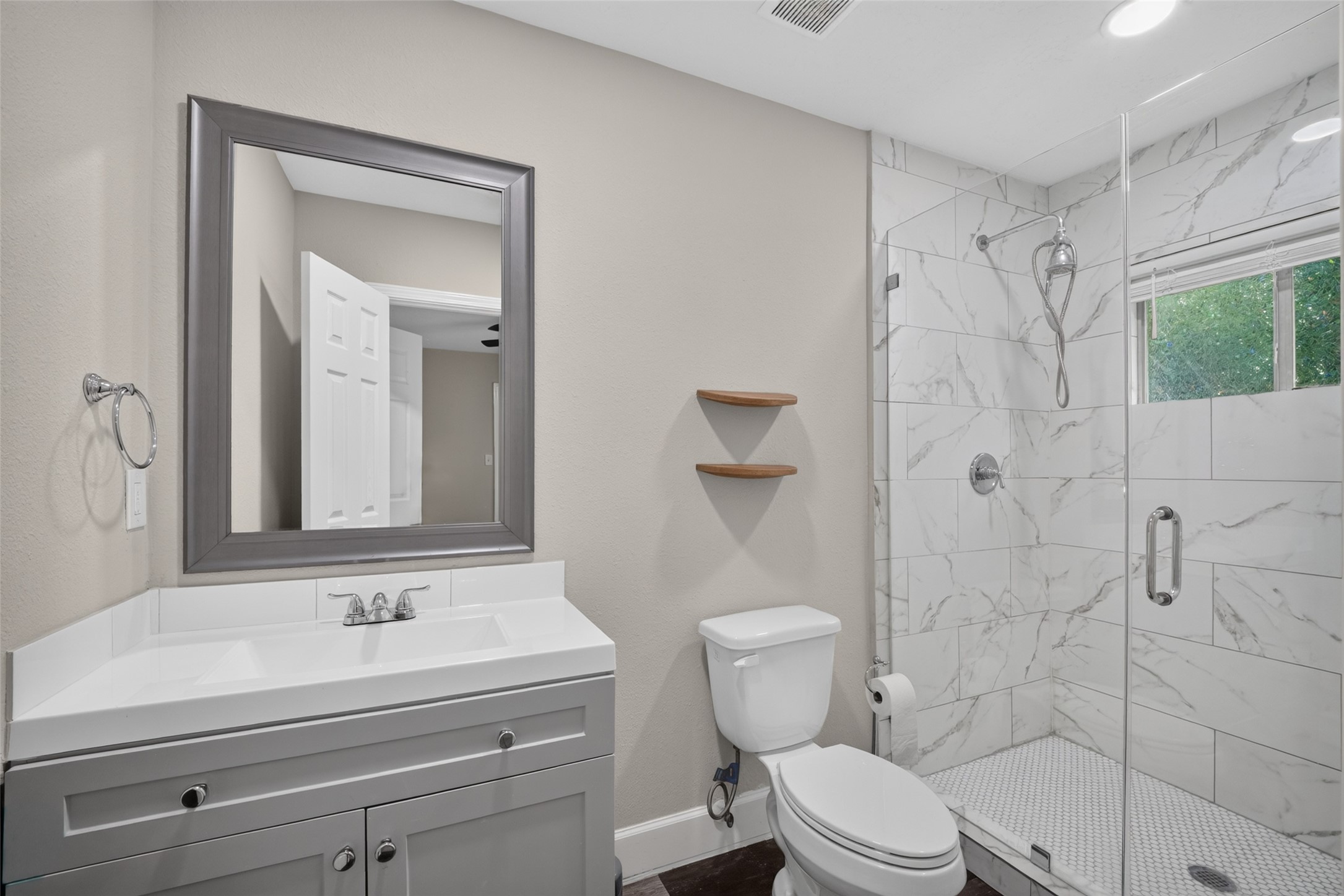5217 Pomander Road Property Photo 12