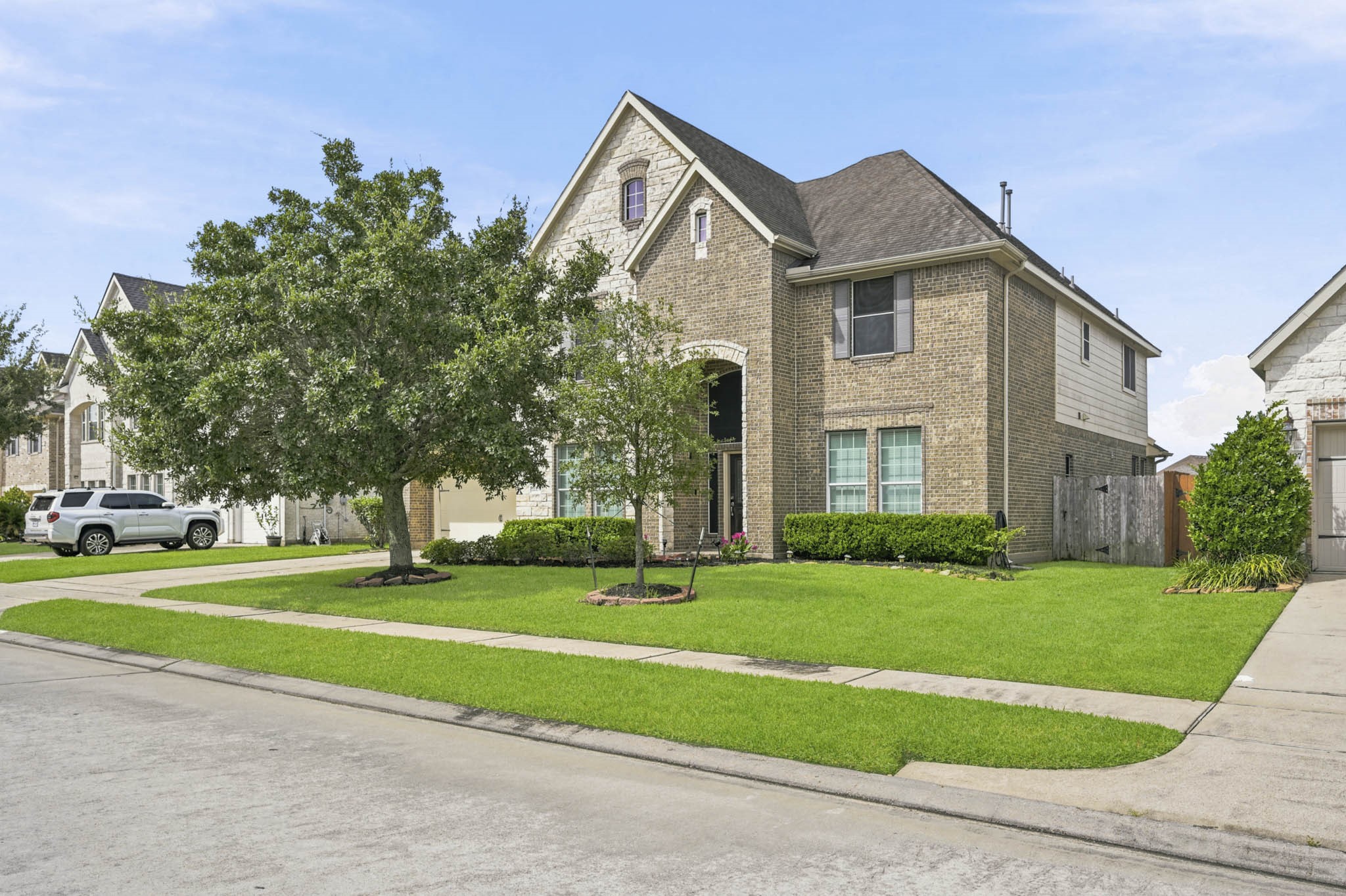 14403 Lakepointe Bend Lane Property Photo 1