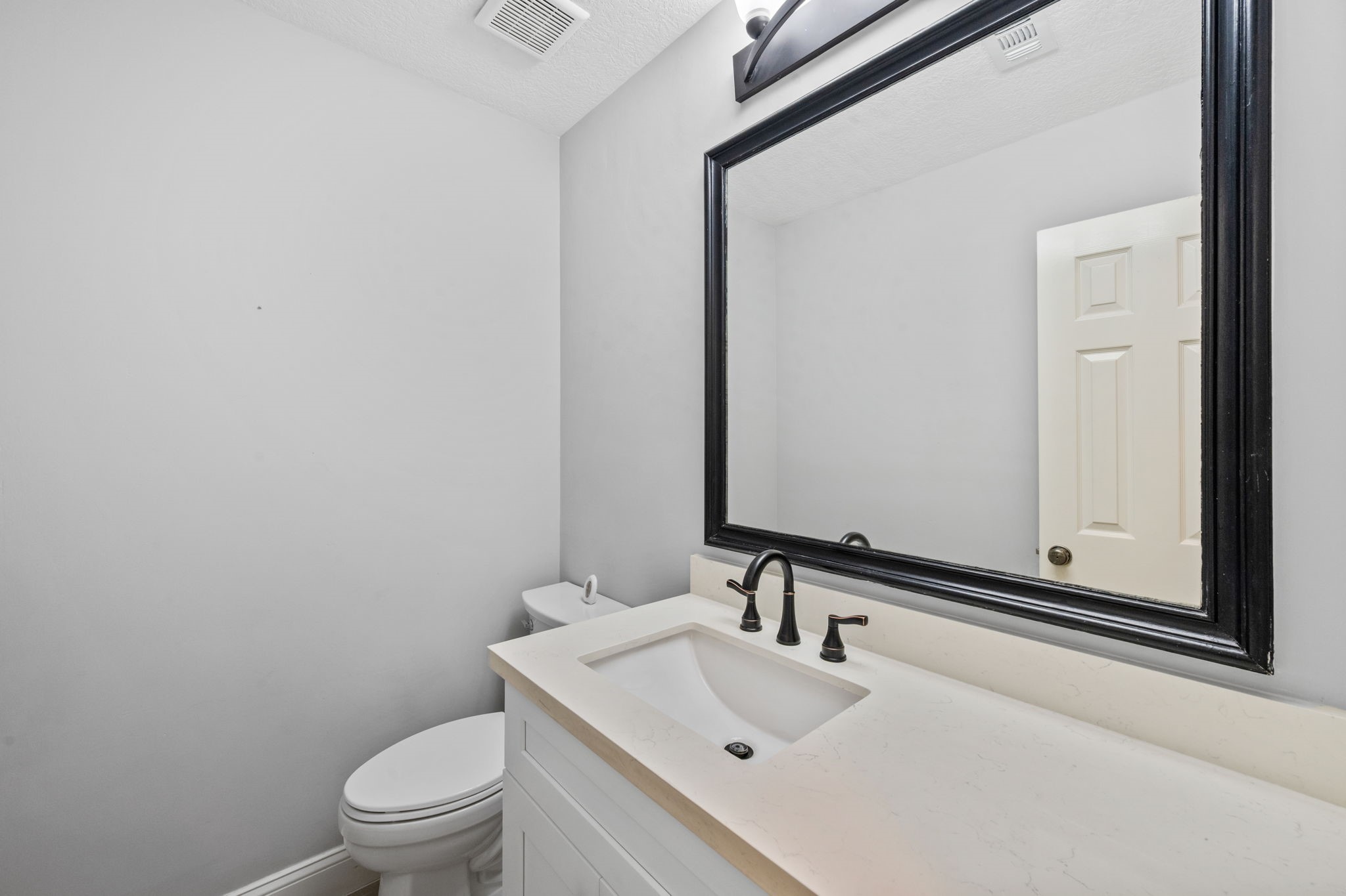 2514 Potomac Drive B Property Photo 21