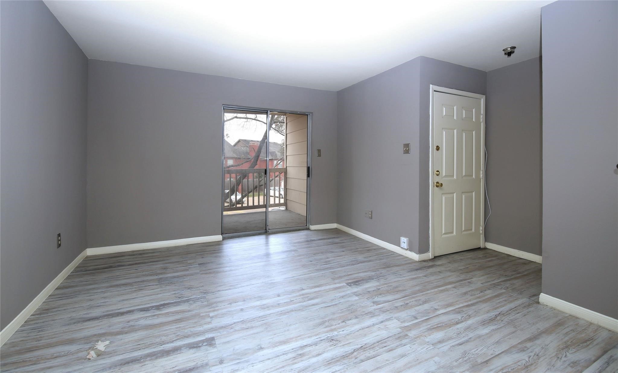 2626 Holly Hall Street 511 Property Photo 6