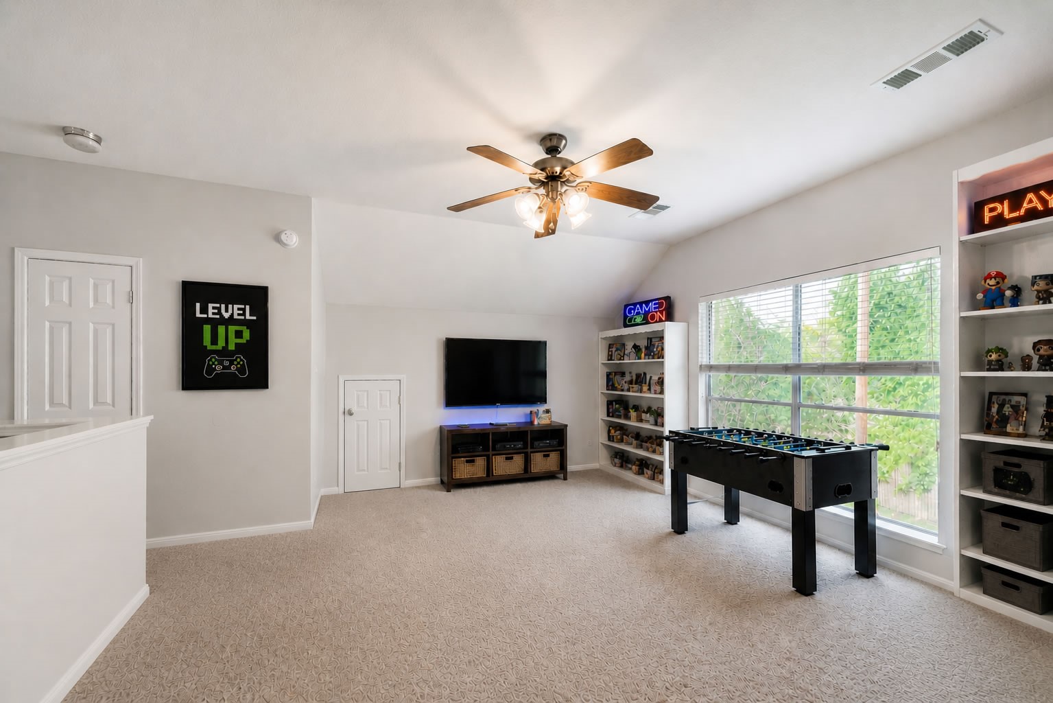 16019 Hilton Head Lane Property Photo 15
