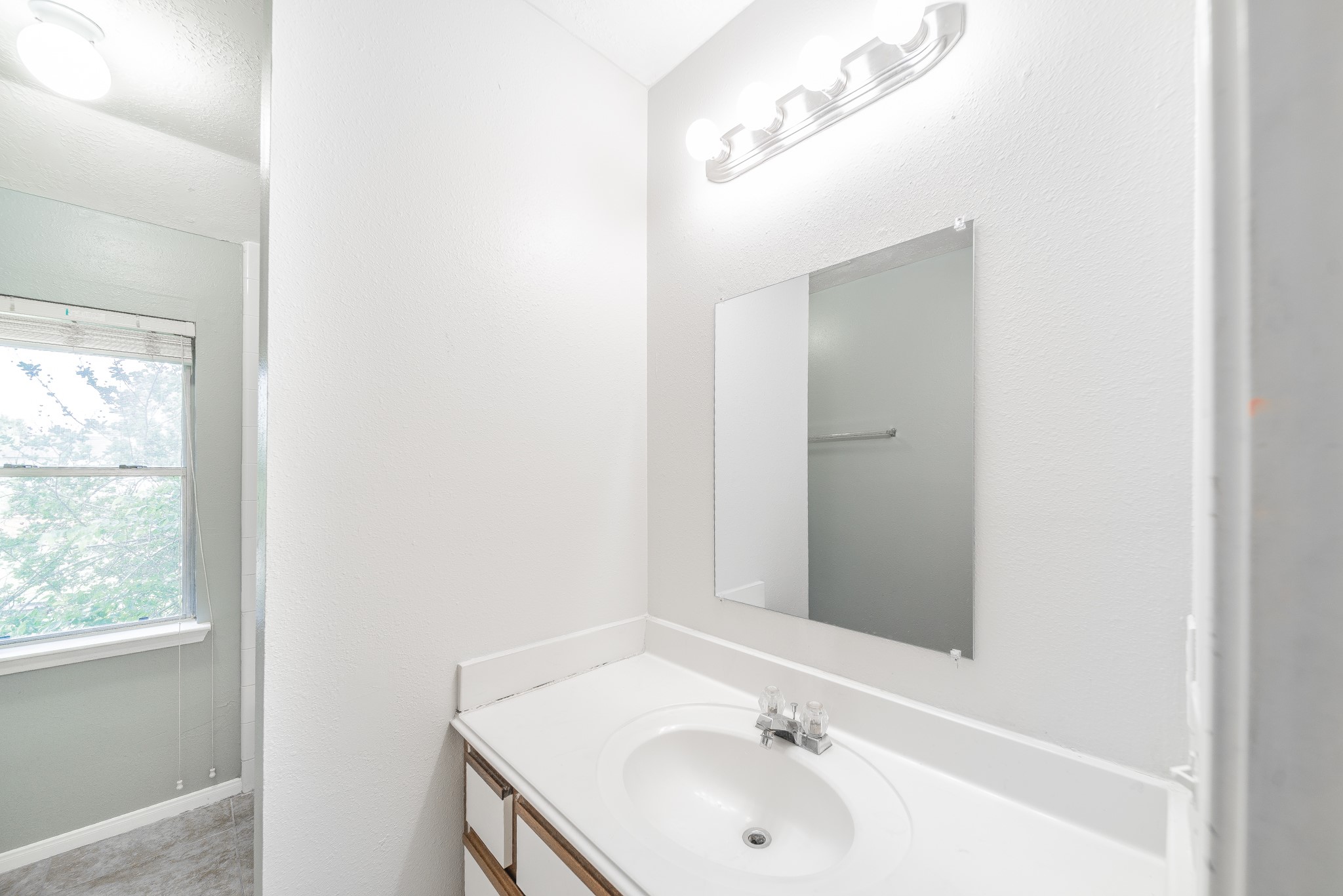 16019 Hilton Head Lane Property Photo 17