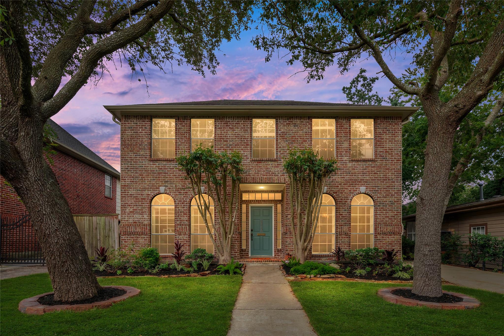 4312 Holt Street, Bellaire Tx 77401 Property Photo 1