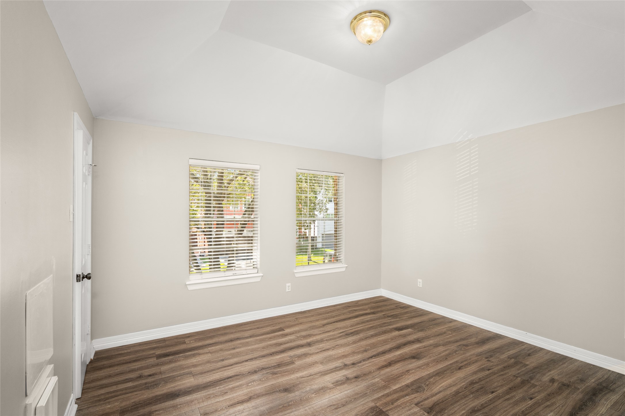 4312 Holt Street Property Photo 16