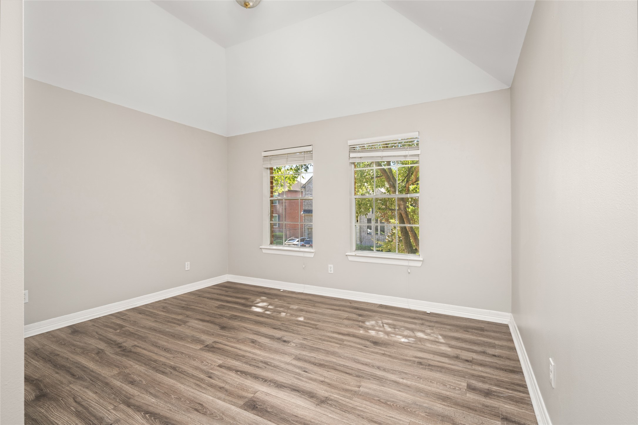 4312 Holt Street Property Photo 17