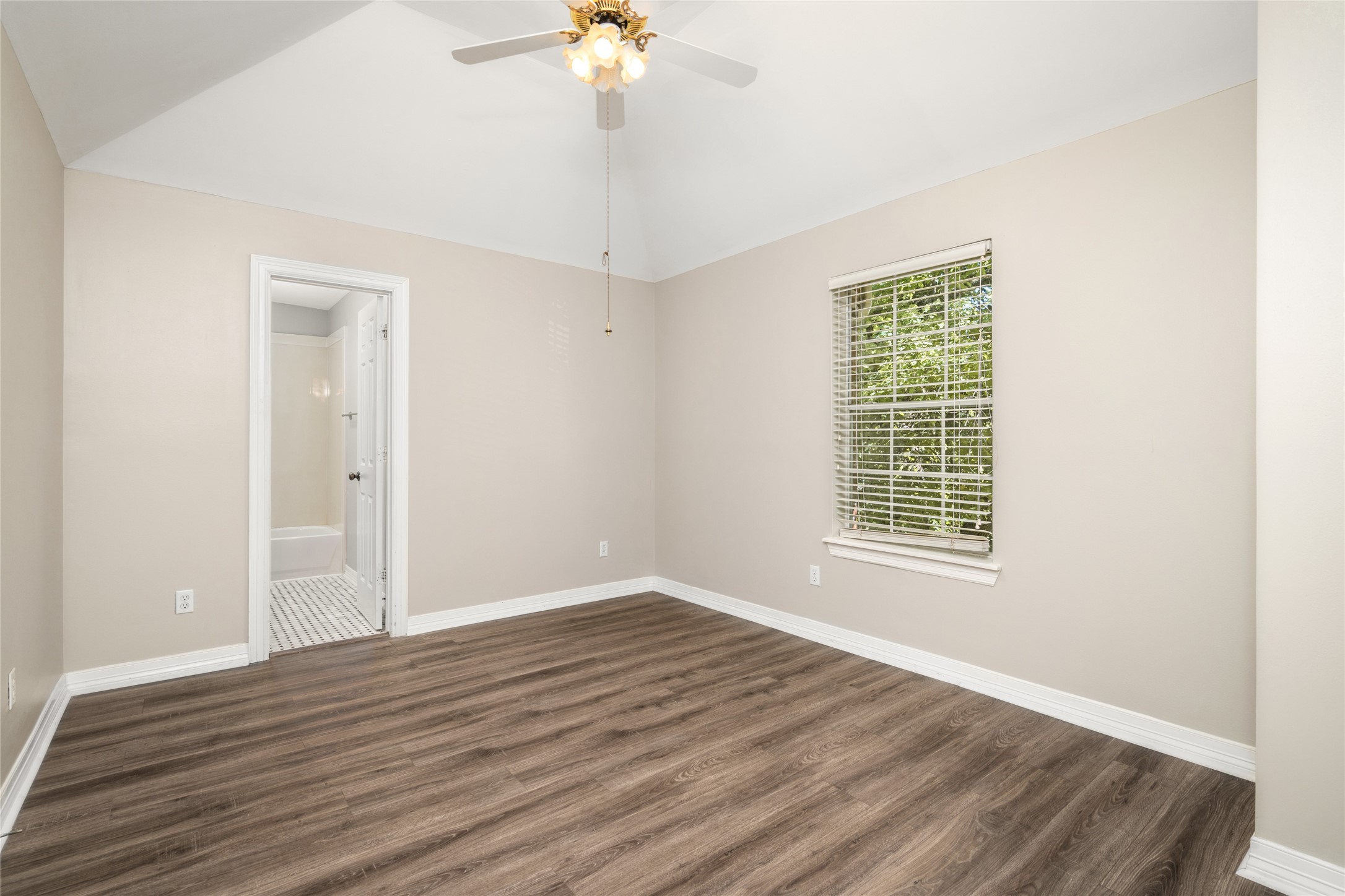 4312 Holt Street Property Photo 20
