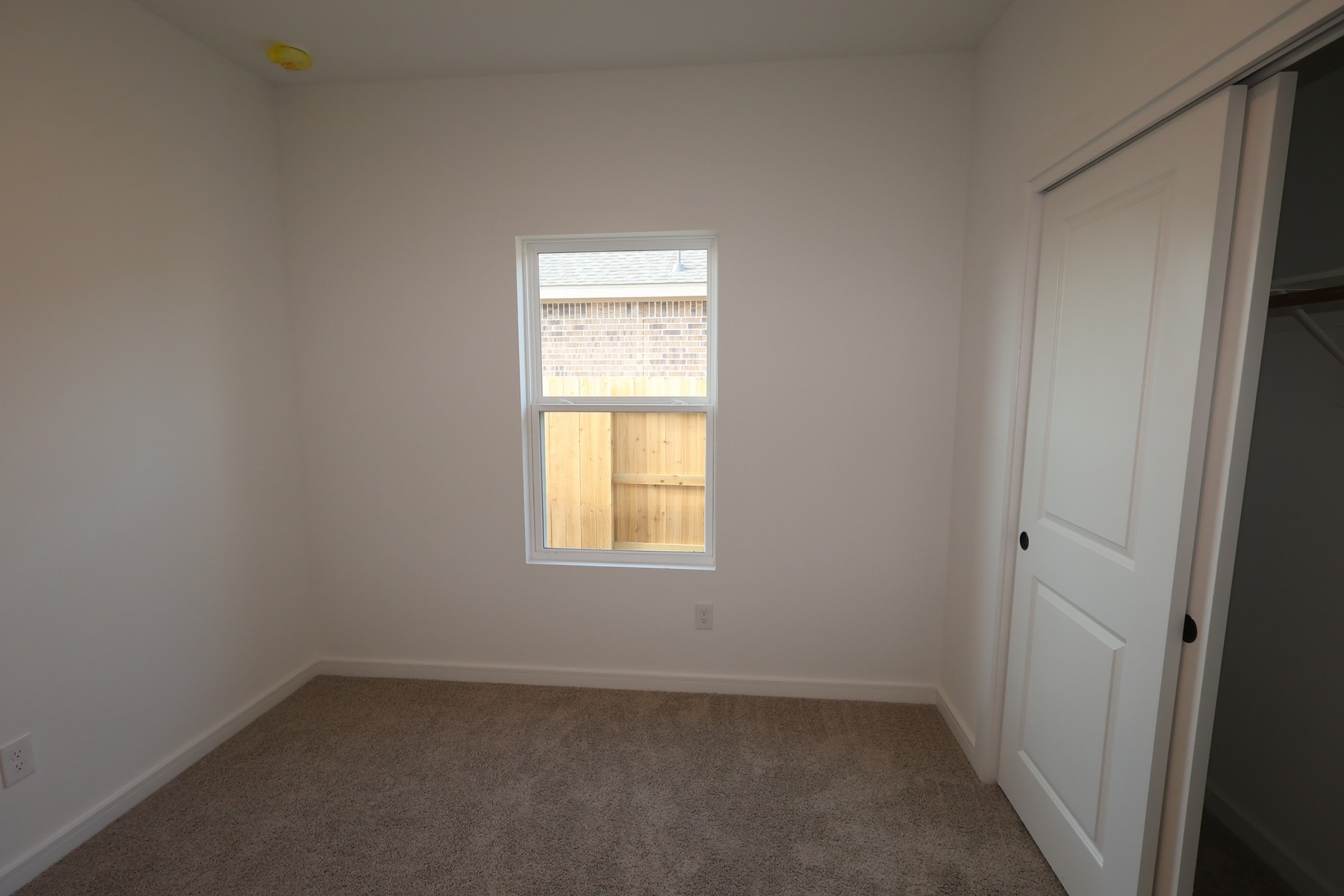 7930 Jade Crest Drive Property Photo 8