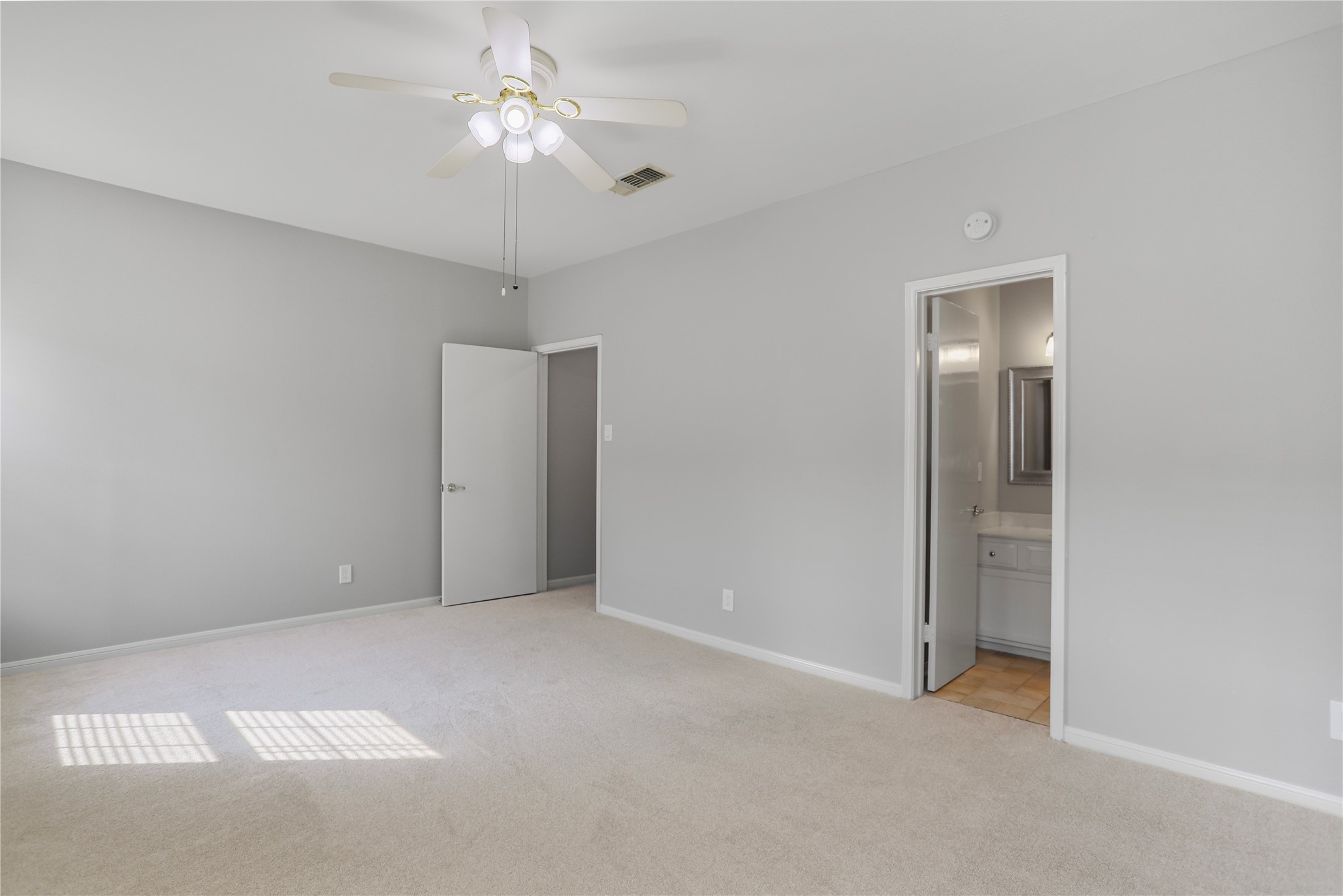 3800 Tanglewilde Street 607 Property Photo 12