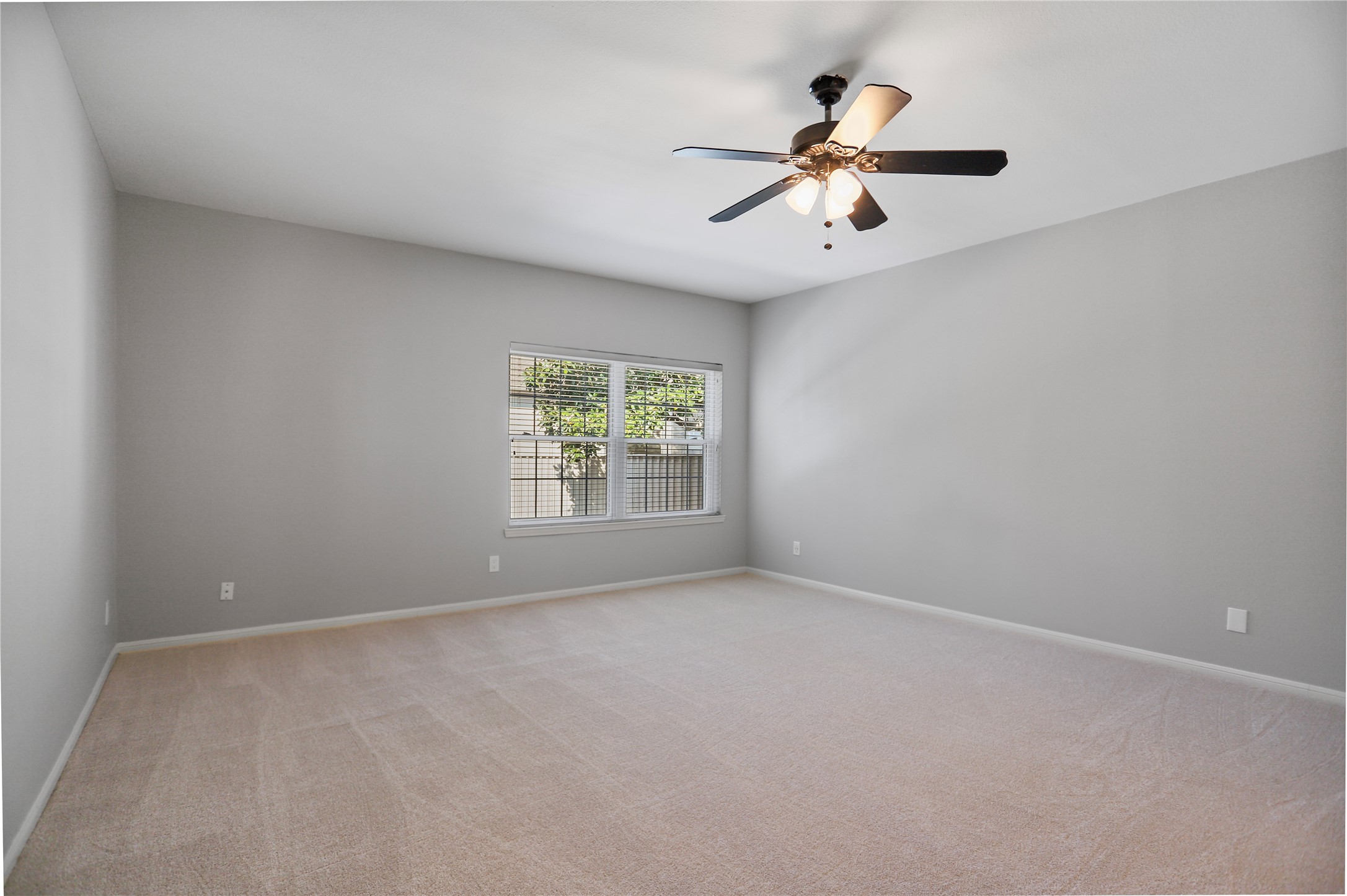 3800 Tanglewilde Street 607 Property Photo 16
