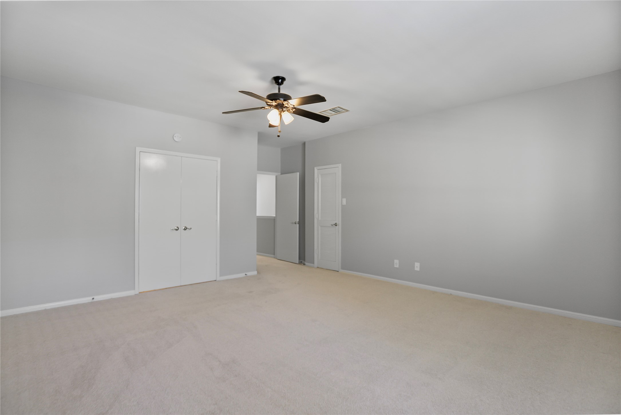 3800 Tanglewilde Street 607 Property Photo 19