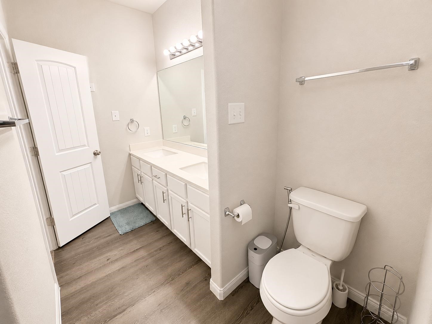 3910 Deledda Drive Property Photo 16