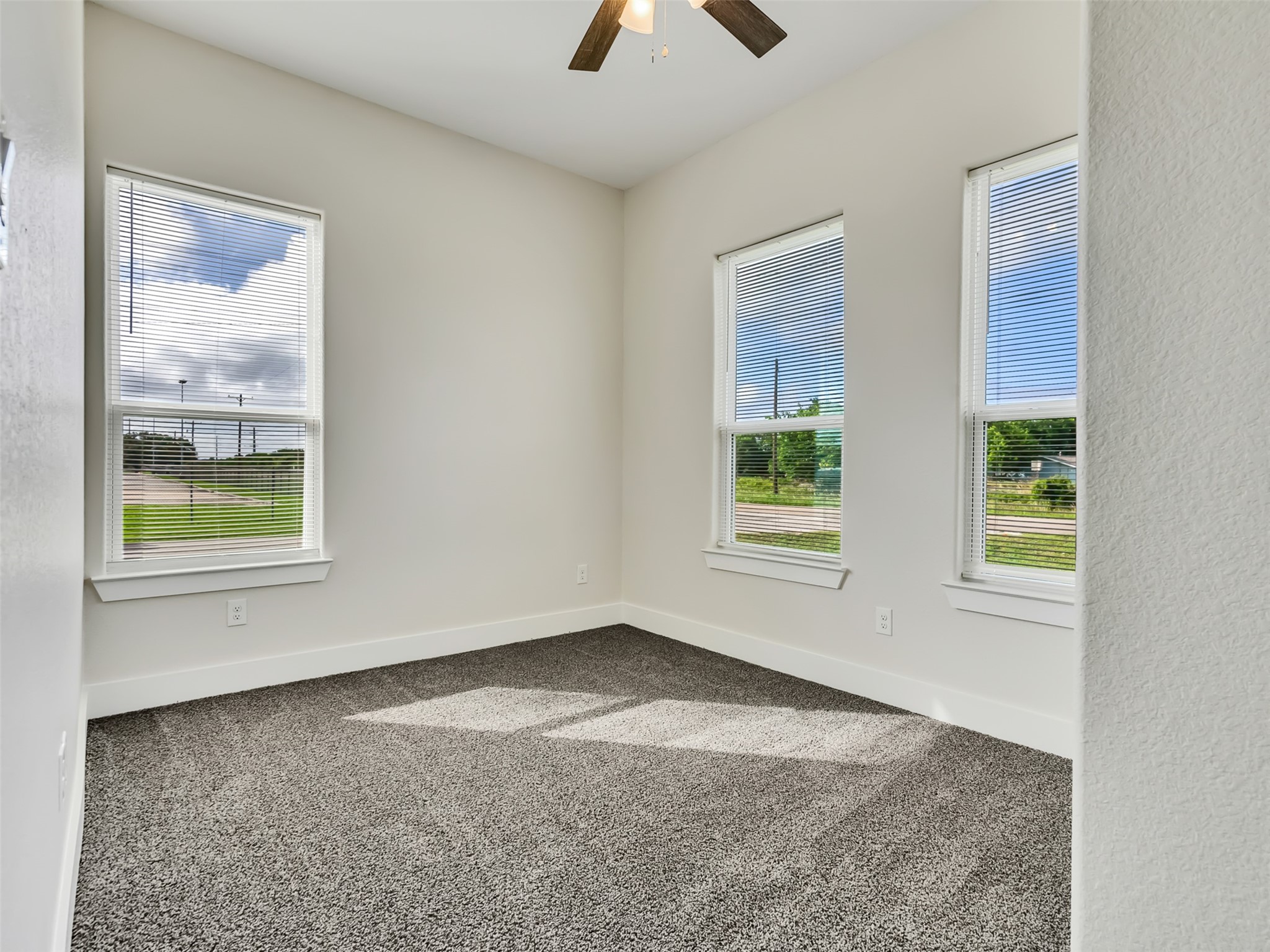 4102 Hill Avenue Property Photo 12