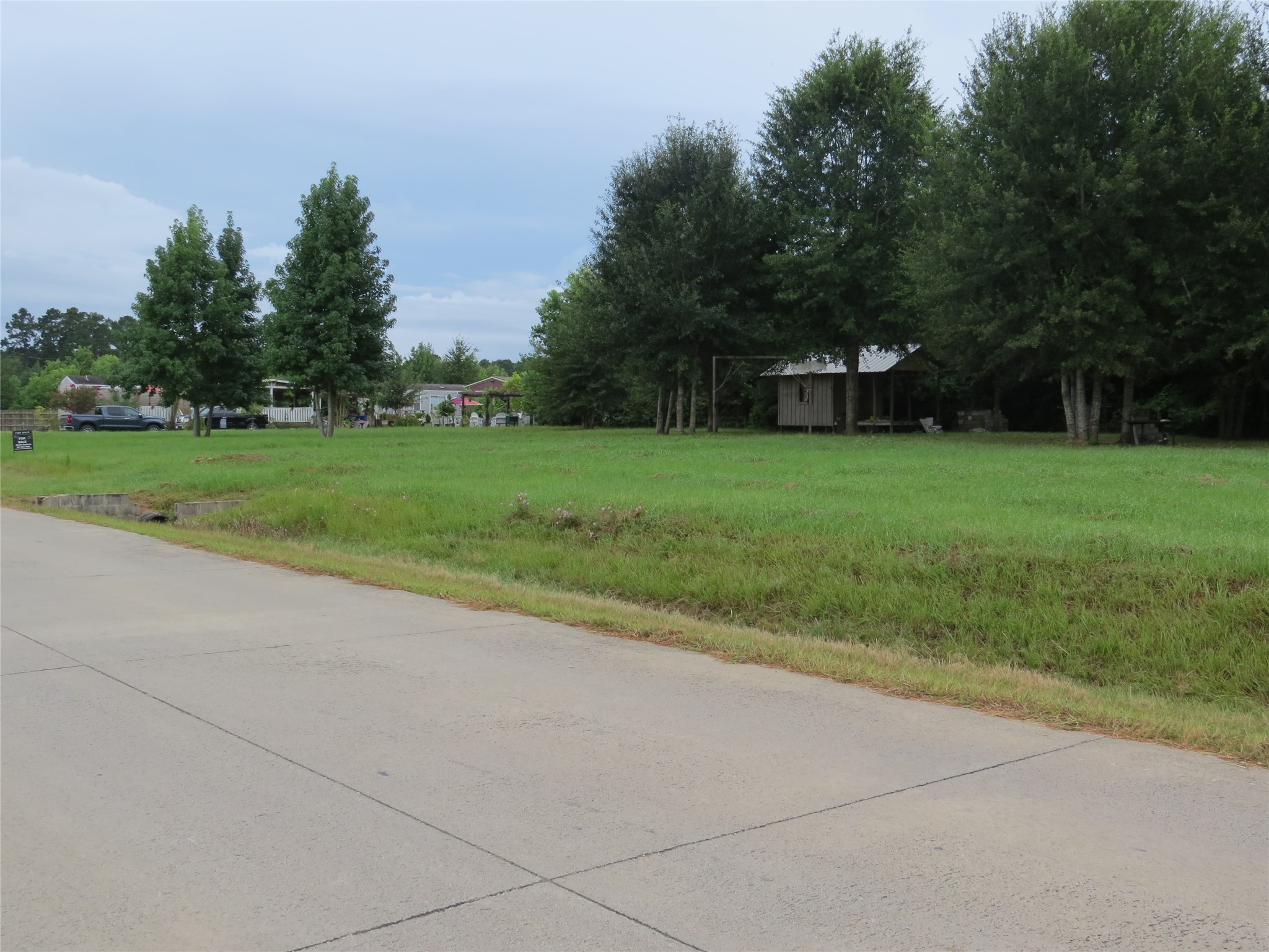 709 County Road 3554 Property Photo 1
