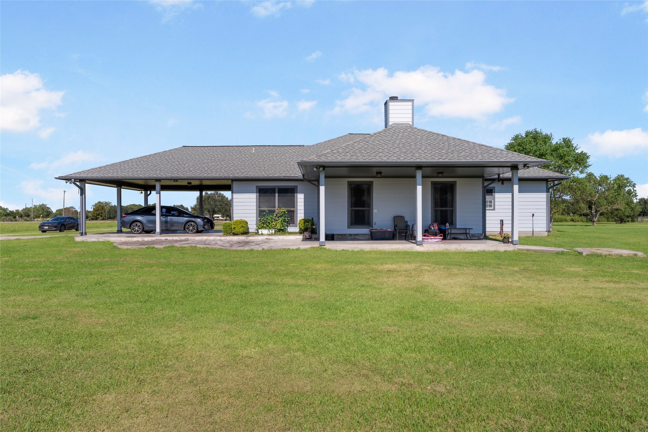 3805 County Road 160 Property Photo 4