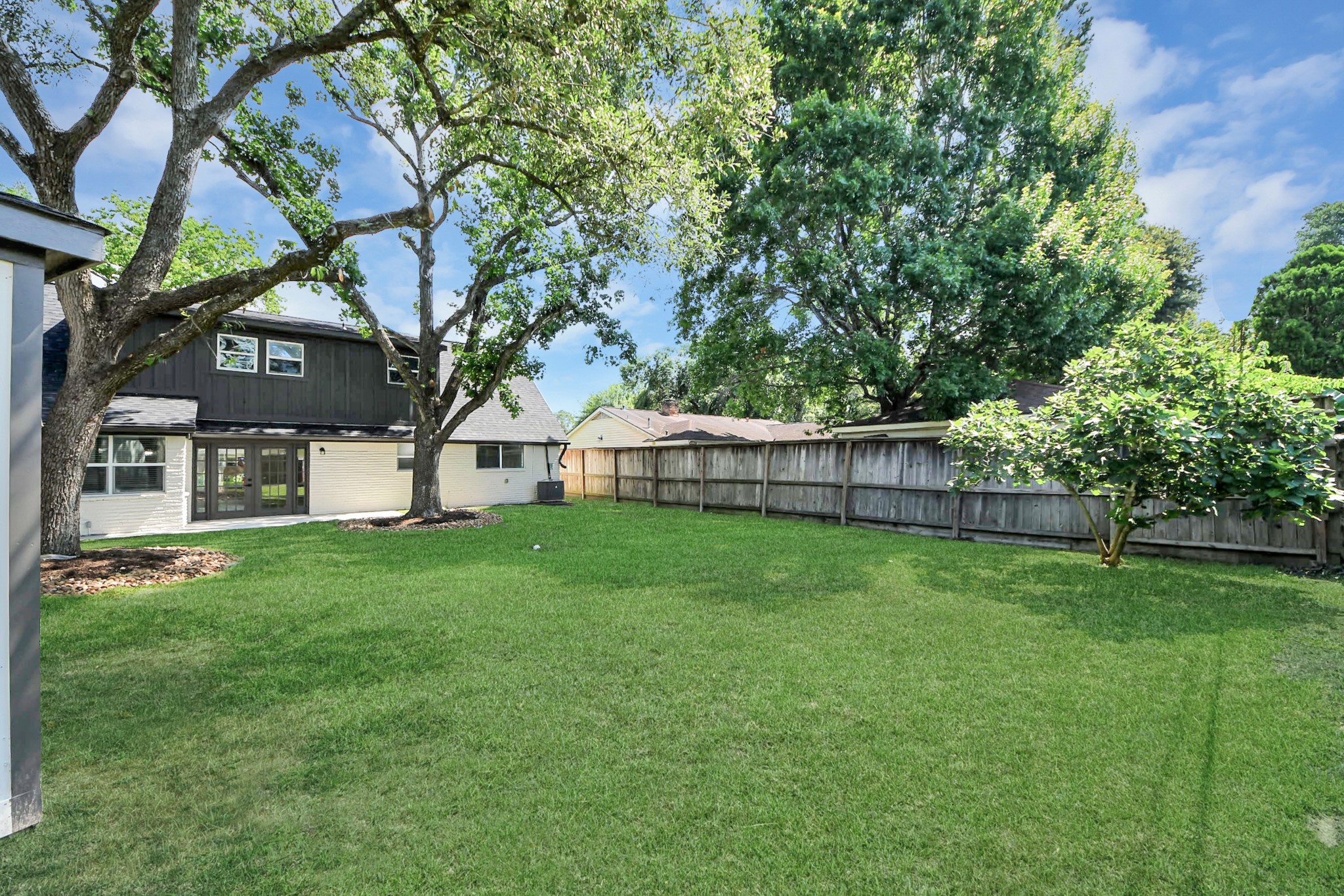 6015 Mcknight Street Property Photo 14