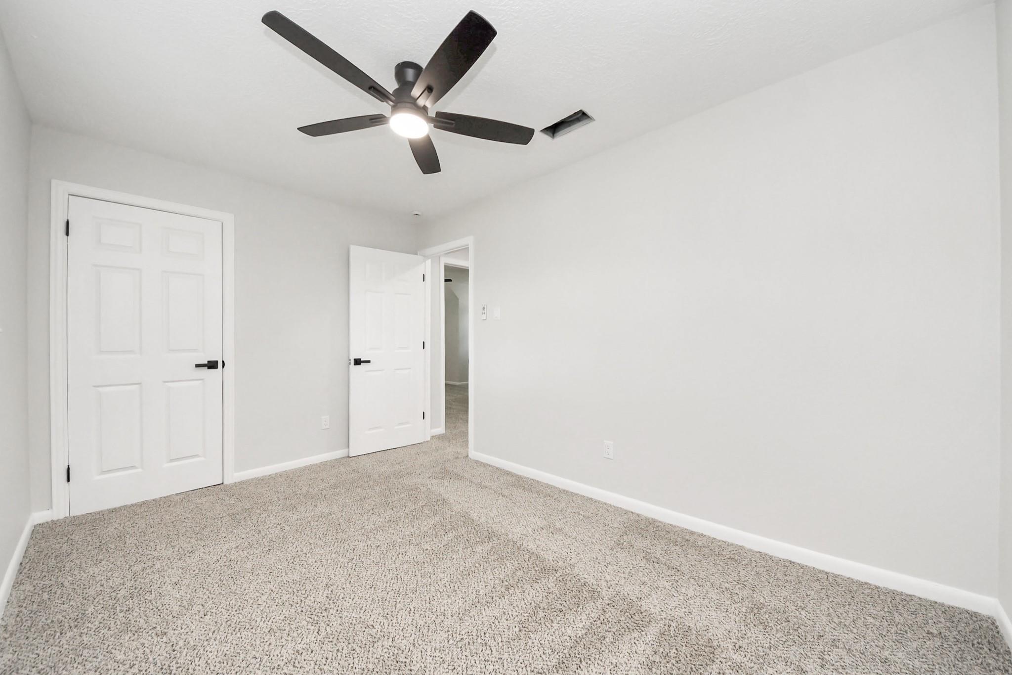 6015 Mcknight Street, Houston Tx 77035 Property Photo 21