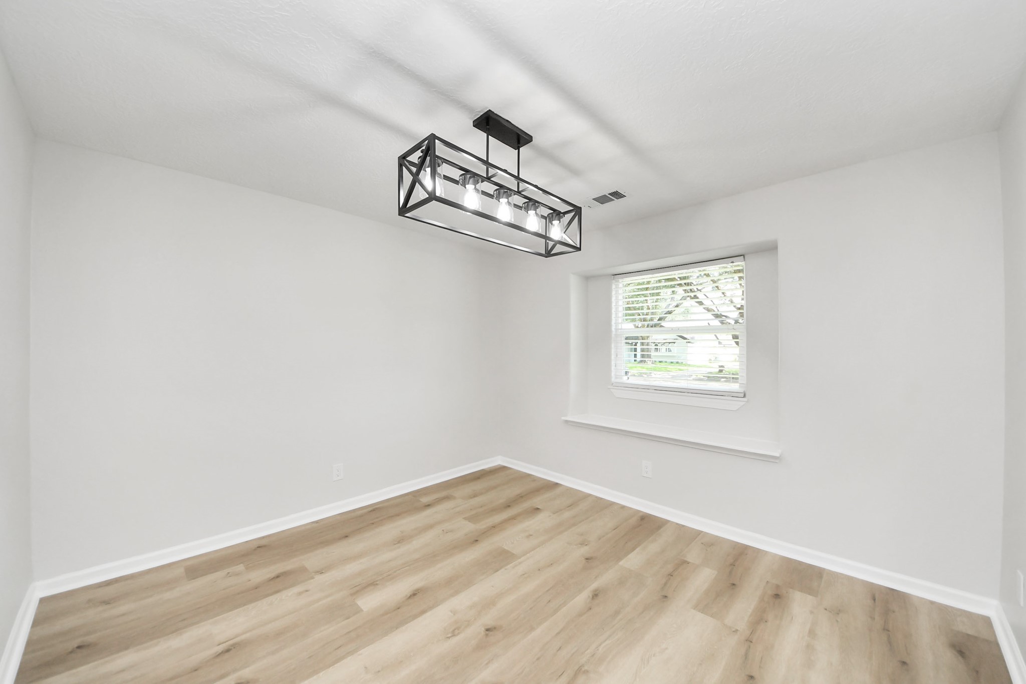 6015 Mcknight Street Property Photo 35